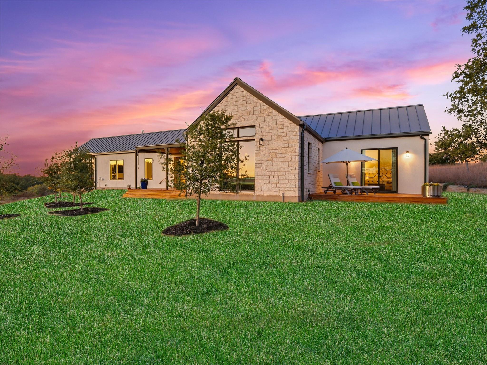 577 Cattle Creek Rd, Johnson City, TX 78636