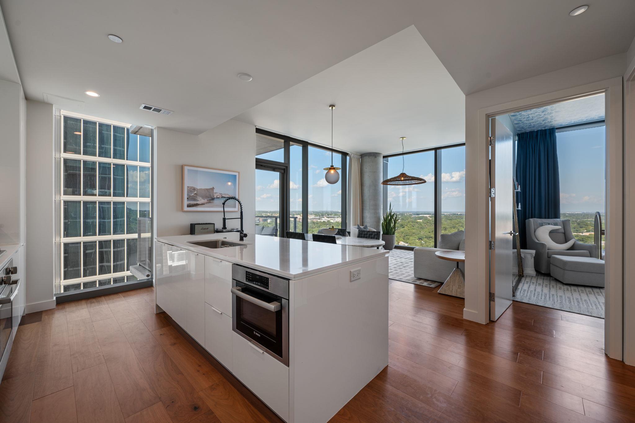 44 East Ave # 2007, Austin, TX 78701