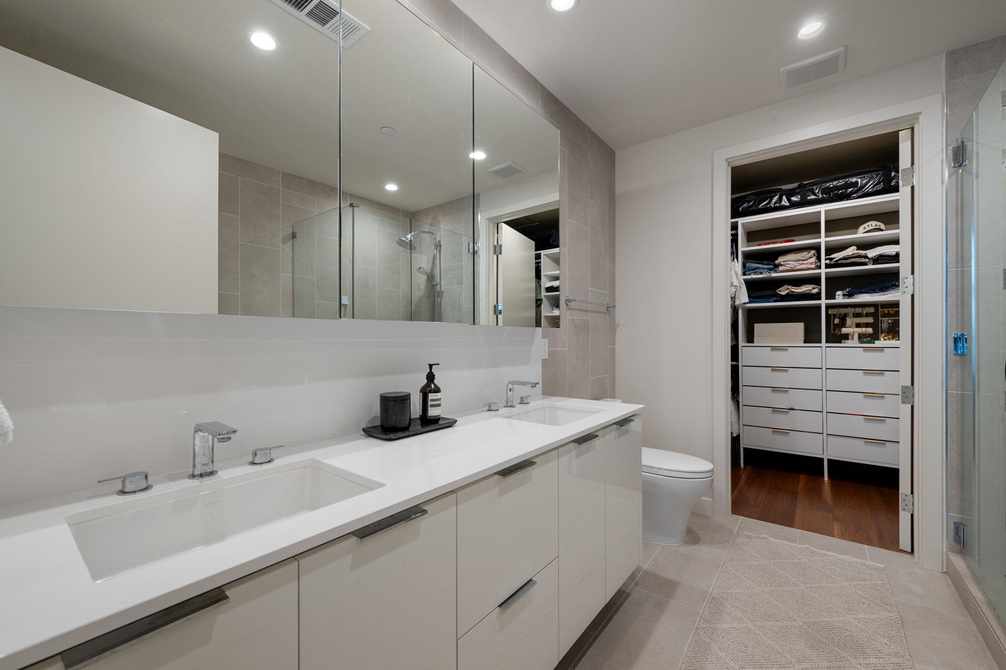 44 East Ave # 2007, Austin, TX 78701