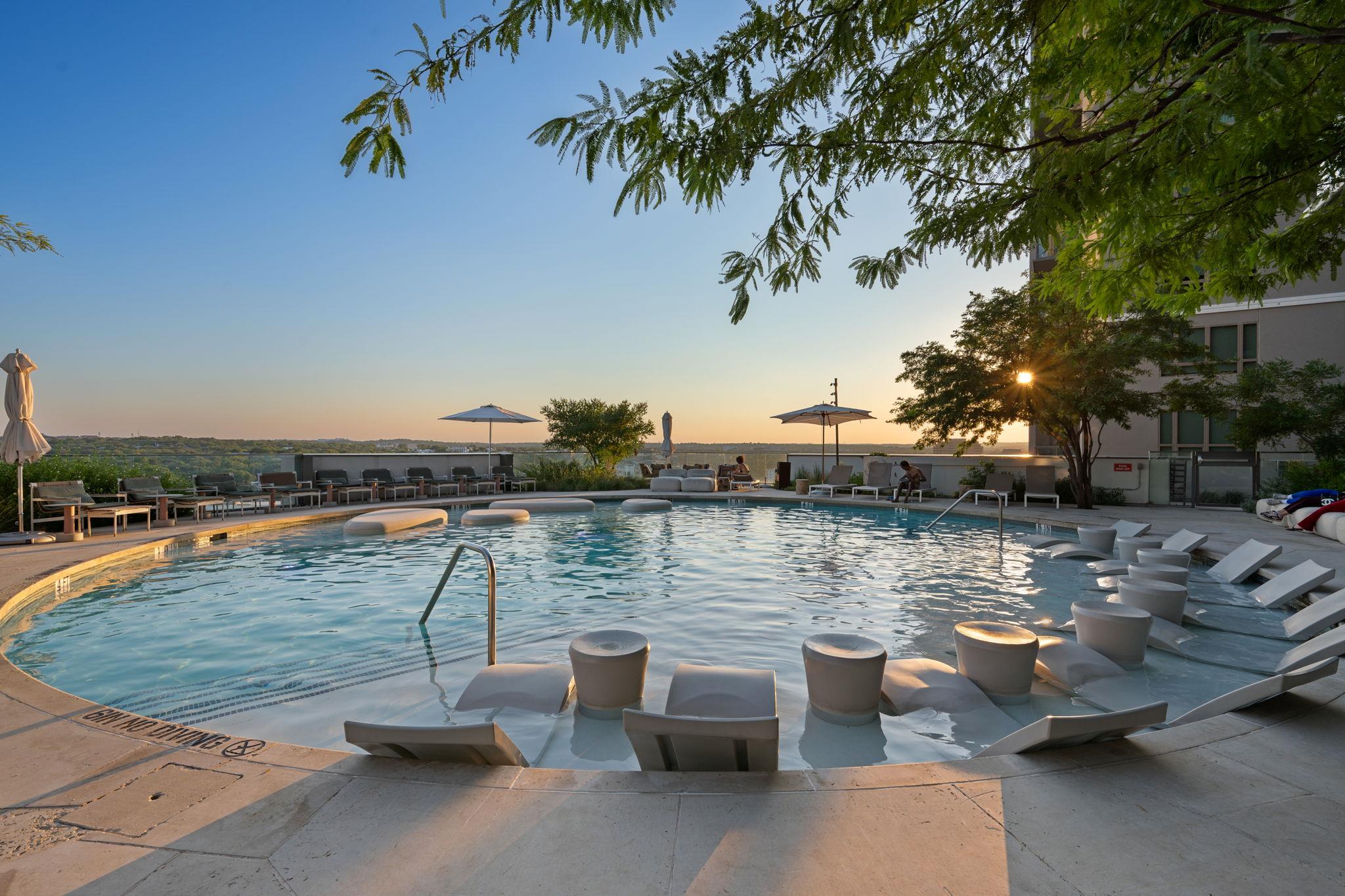 44 East Ave # 2007, Austin, TX 78701