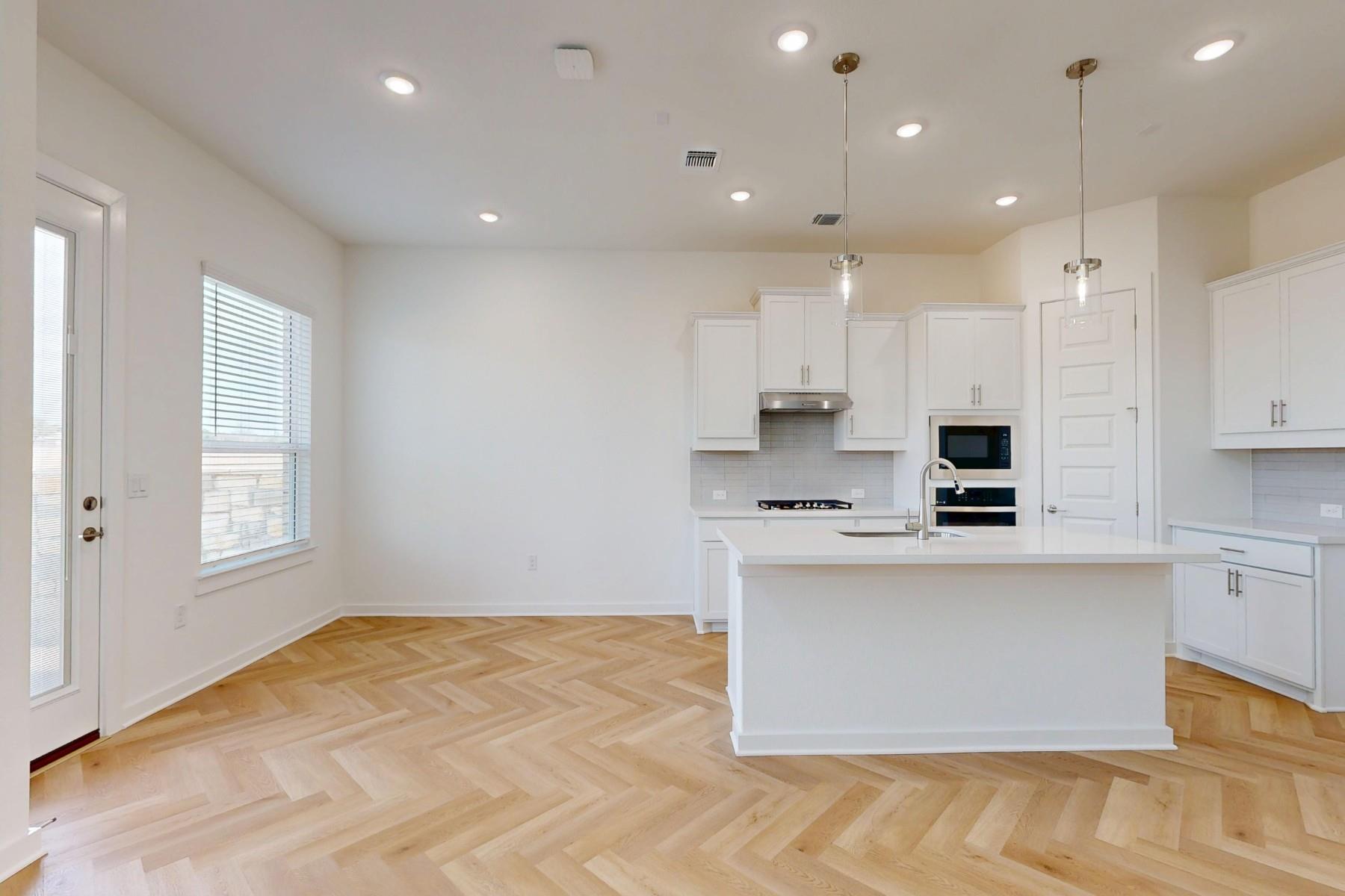 2112 Lolo Ln, Leander, TX 78641