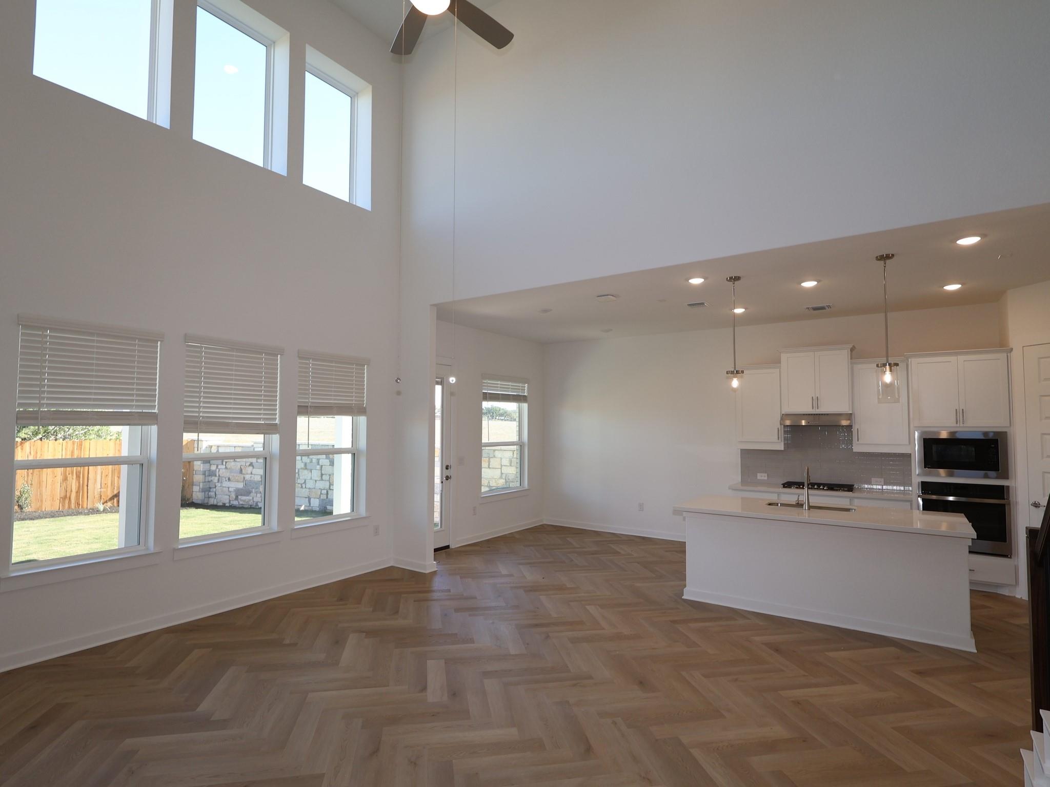 2112 Lolo Ln, Leander, TX 78641