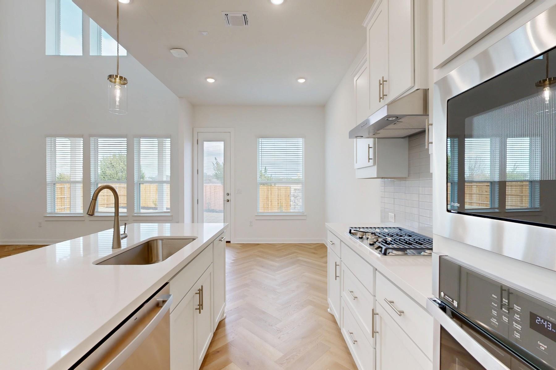 2112 Lolo Ln, Leander, TX 78641