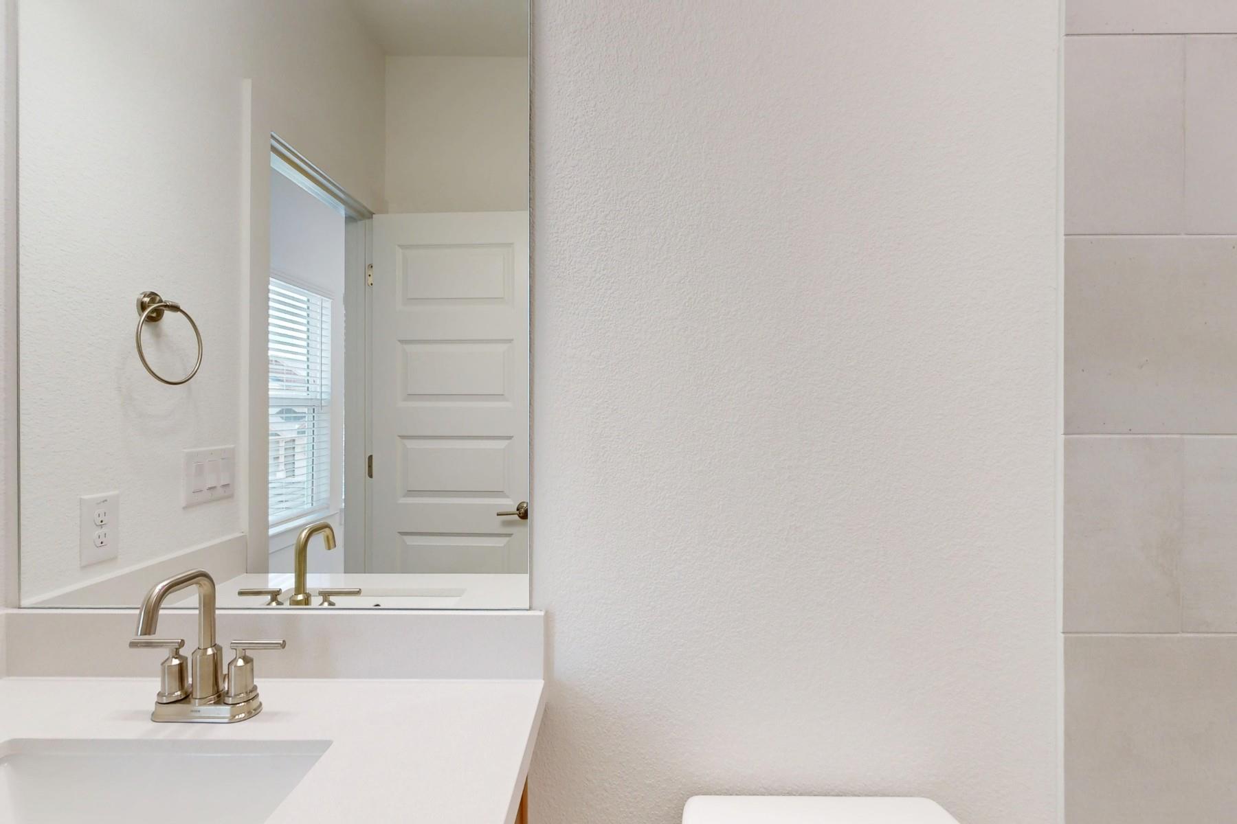 2112 Lolo Ln, Leander, TX 78641