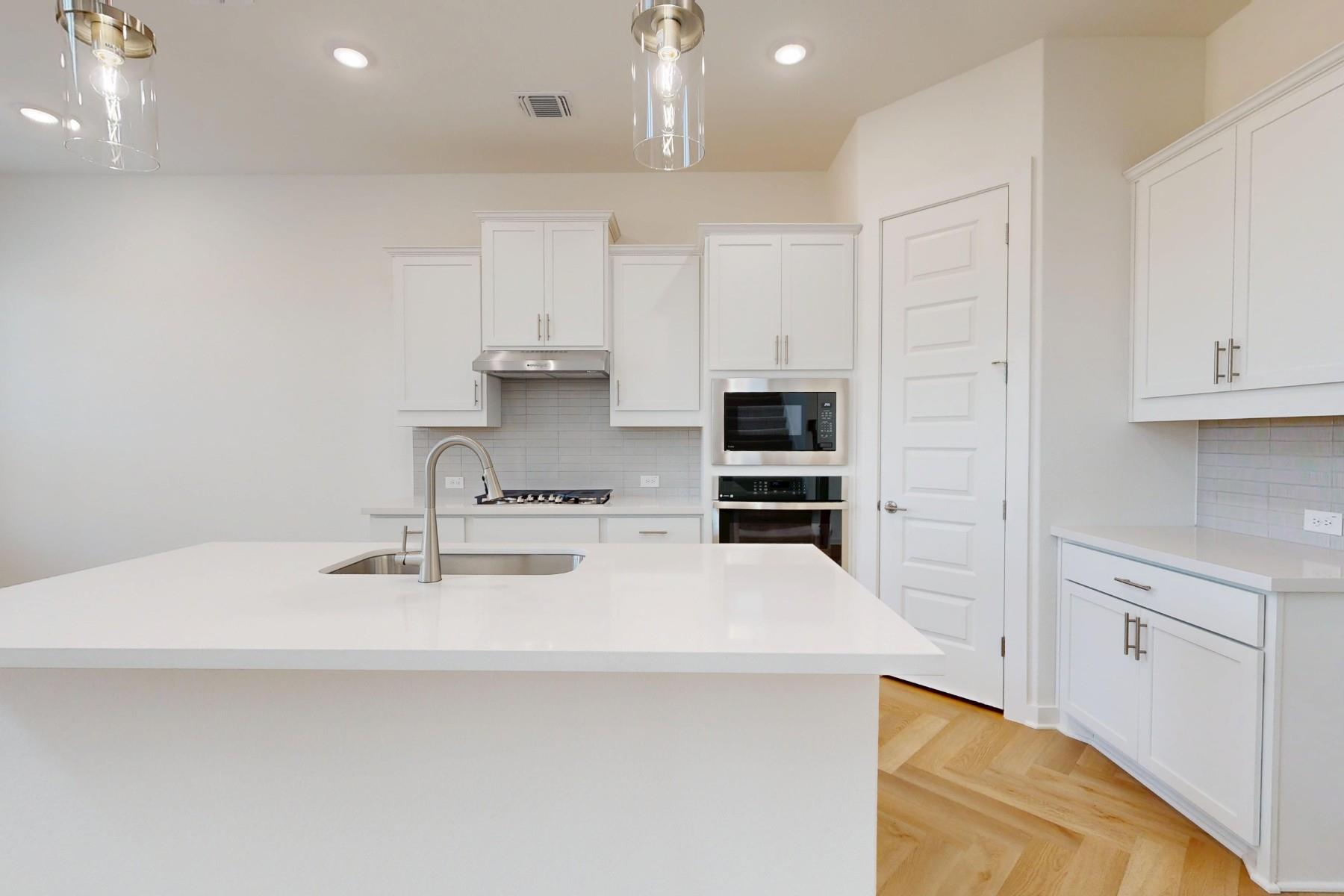 2112 Lolo Ln, Leander, TX 78641