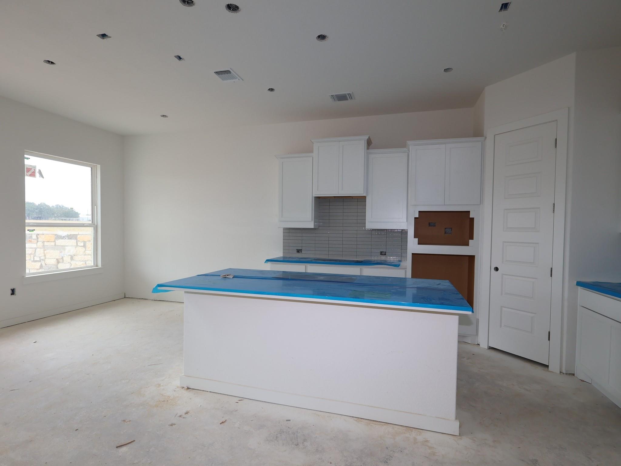 2112 Lolo Ln, Leander, TX 78641