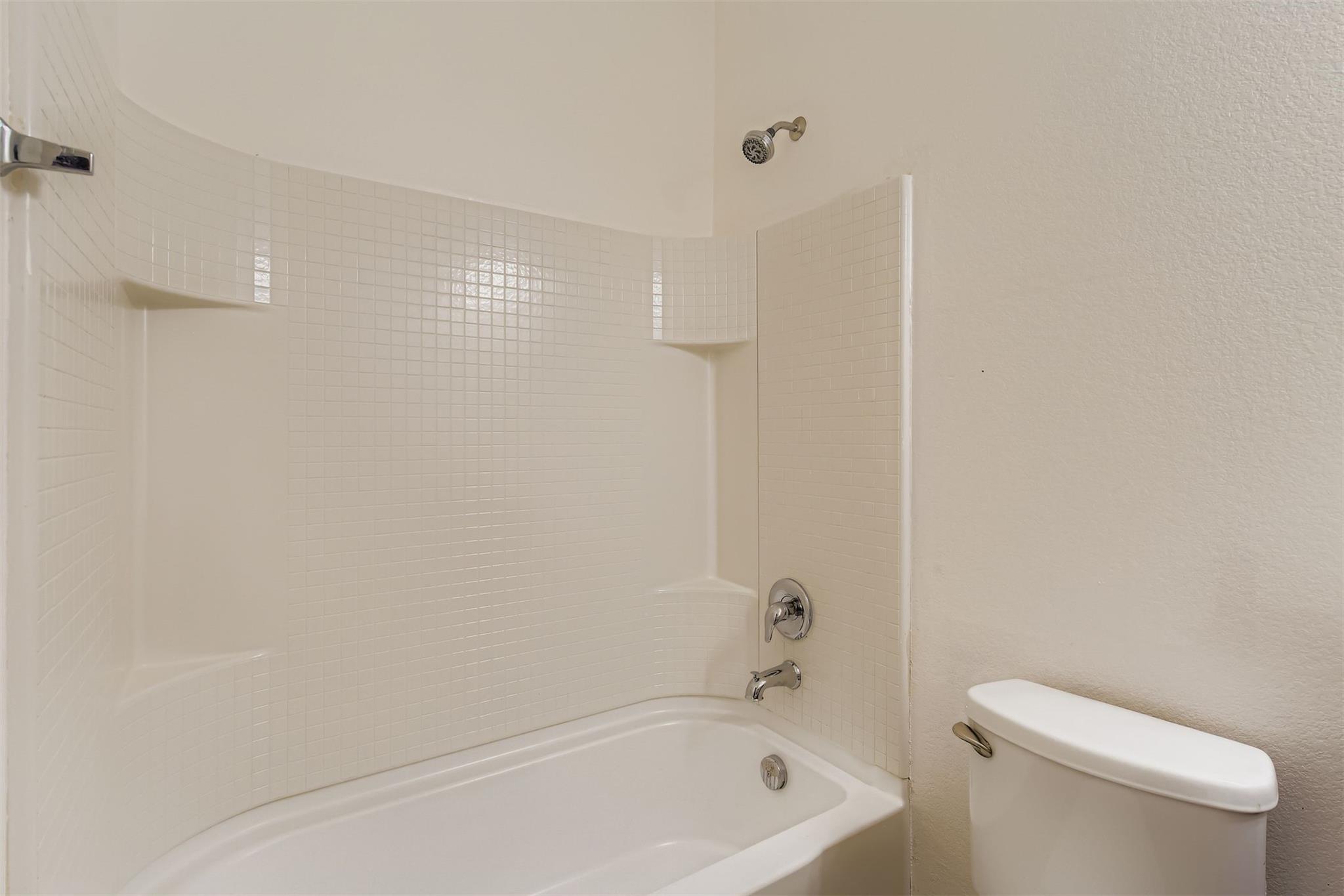 334 Nandina Dr, Buda, TX 78610