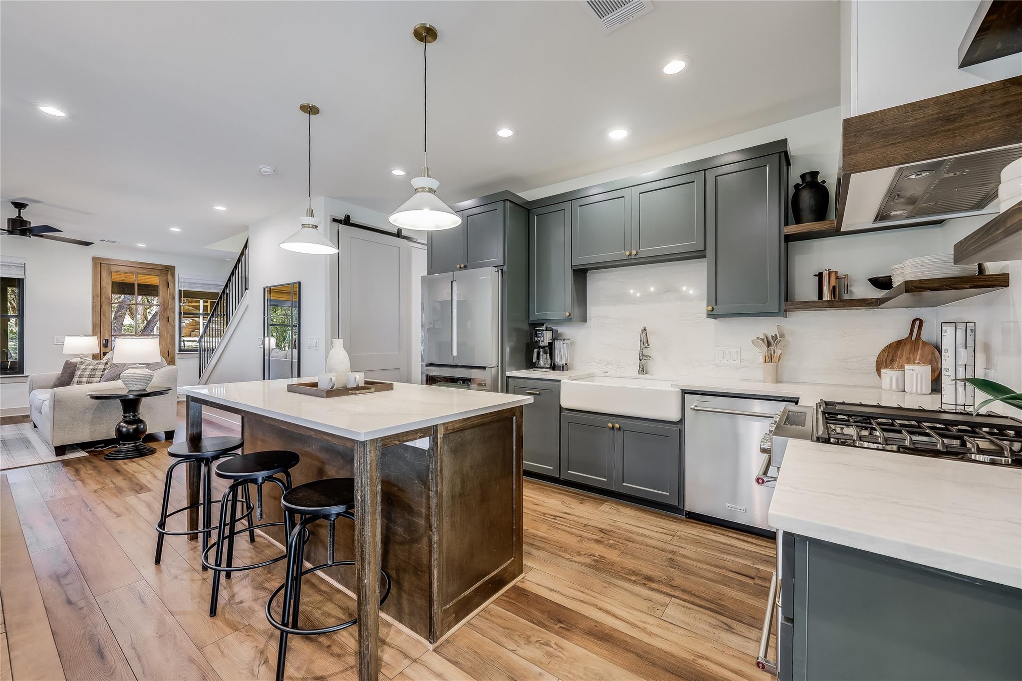 7601 Bar K Ranch Rd, Lago Vista, TX 78645