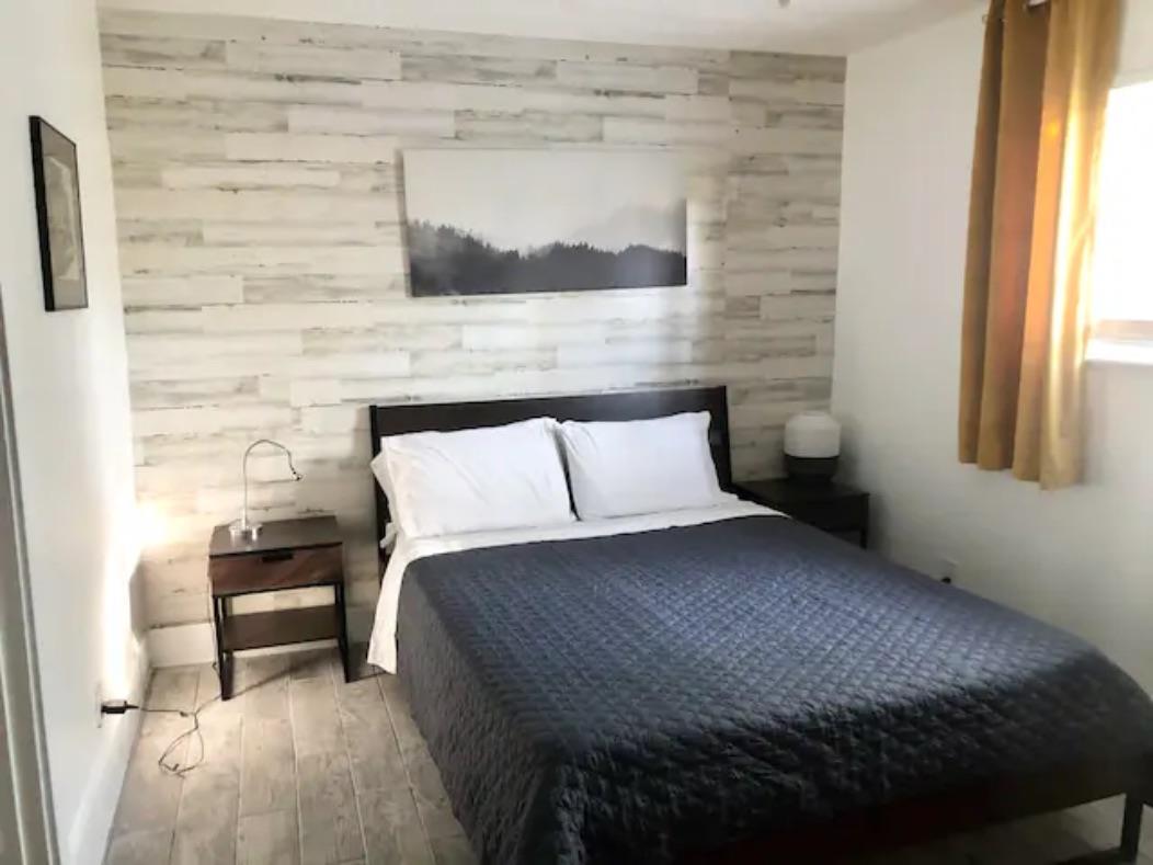 5909 Bolm Rd # 12, Austin, TX 78721