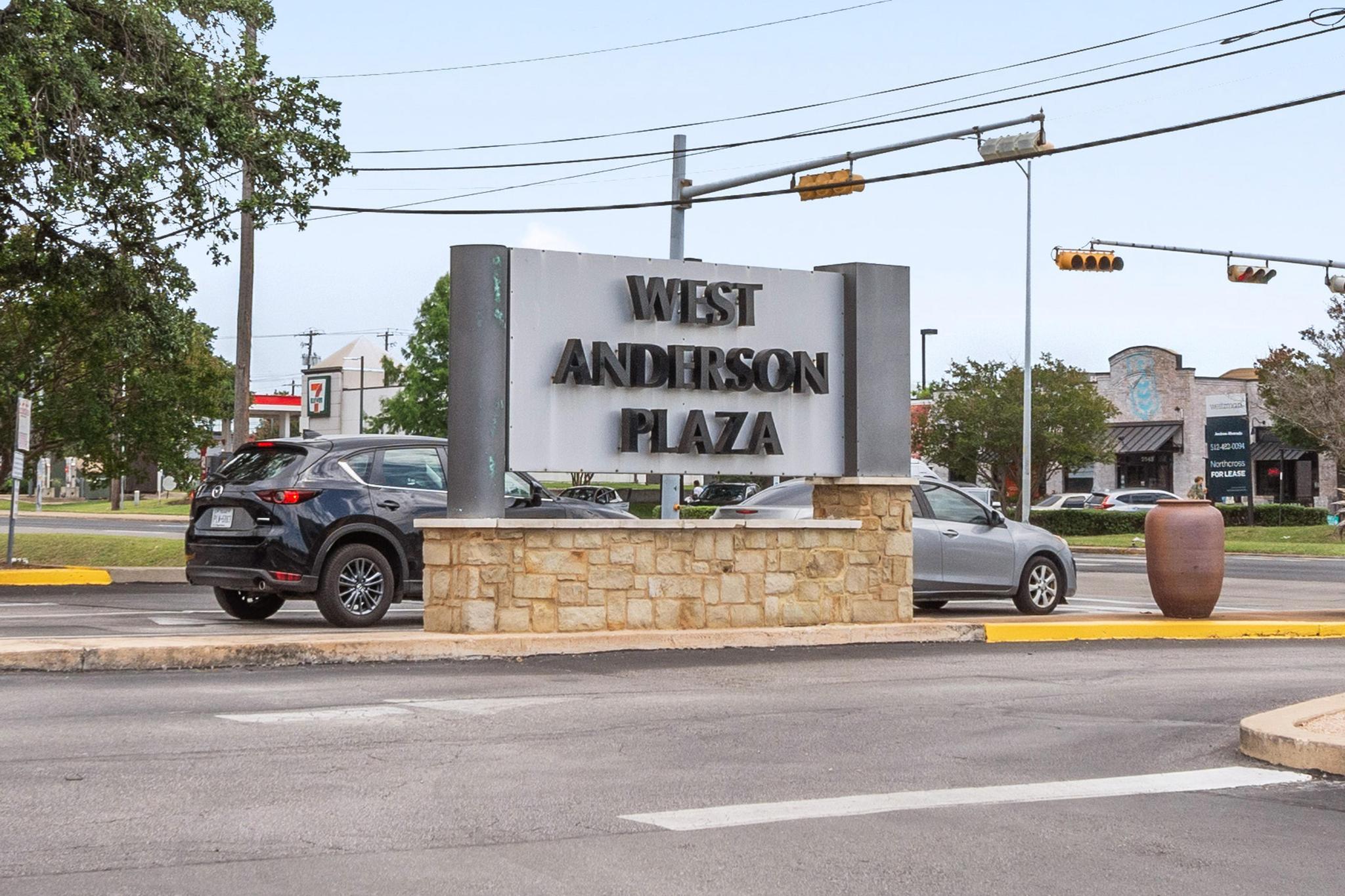 2450 Ashdale Dr # A-201, Austin, TX 78757