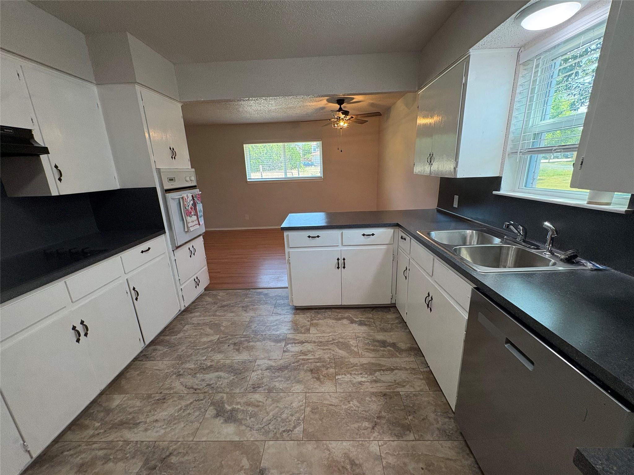 15304 Tacon Ln # B, Pflugerville, TX 78660