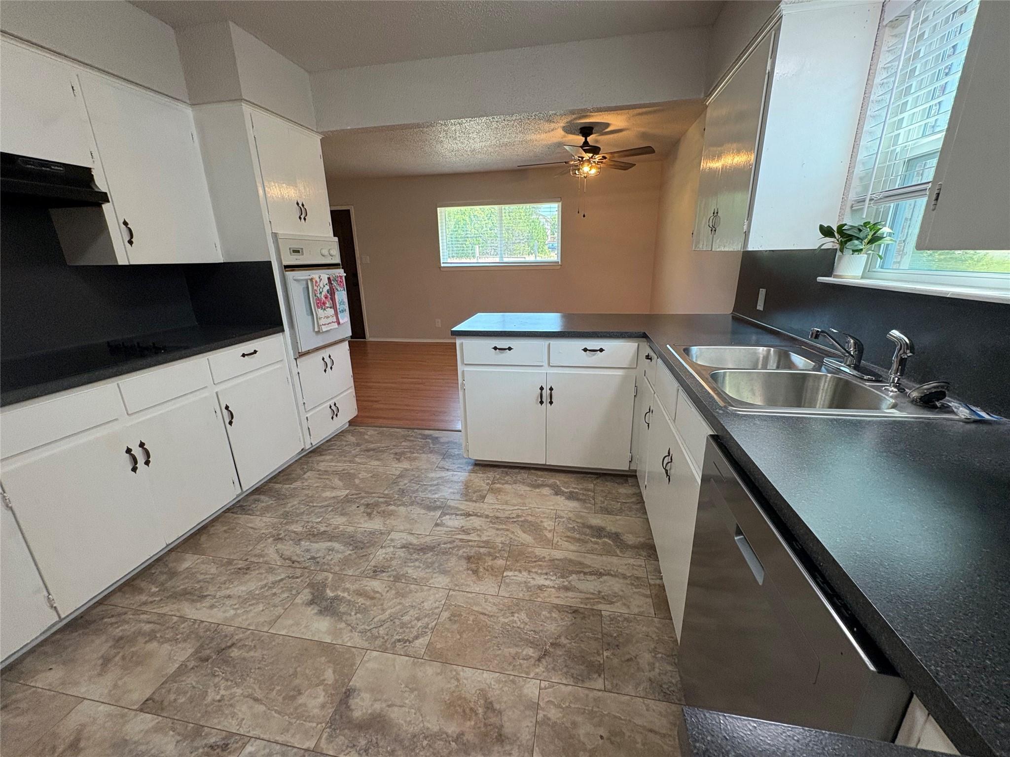 15304 Tacon Ln # B, Pflugerville, TX 78660