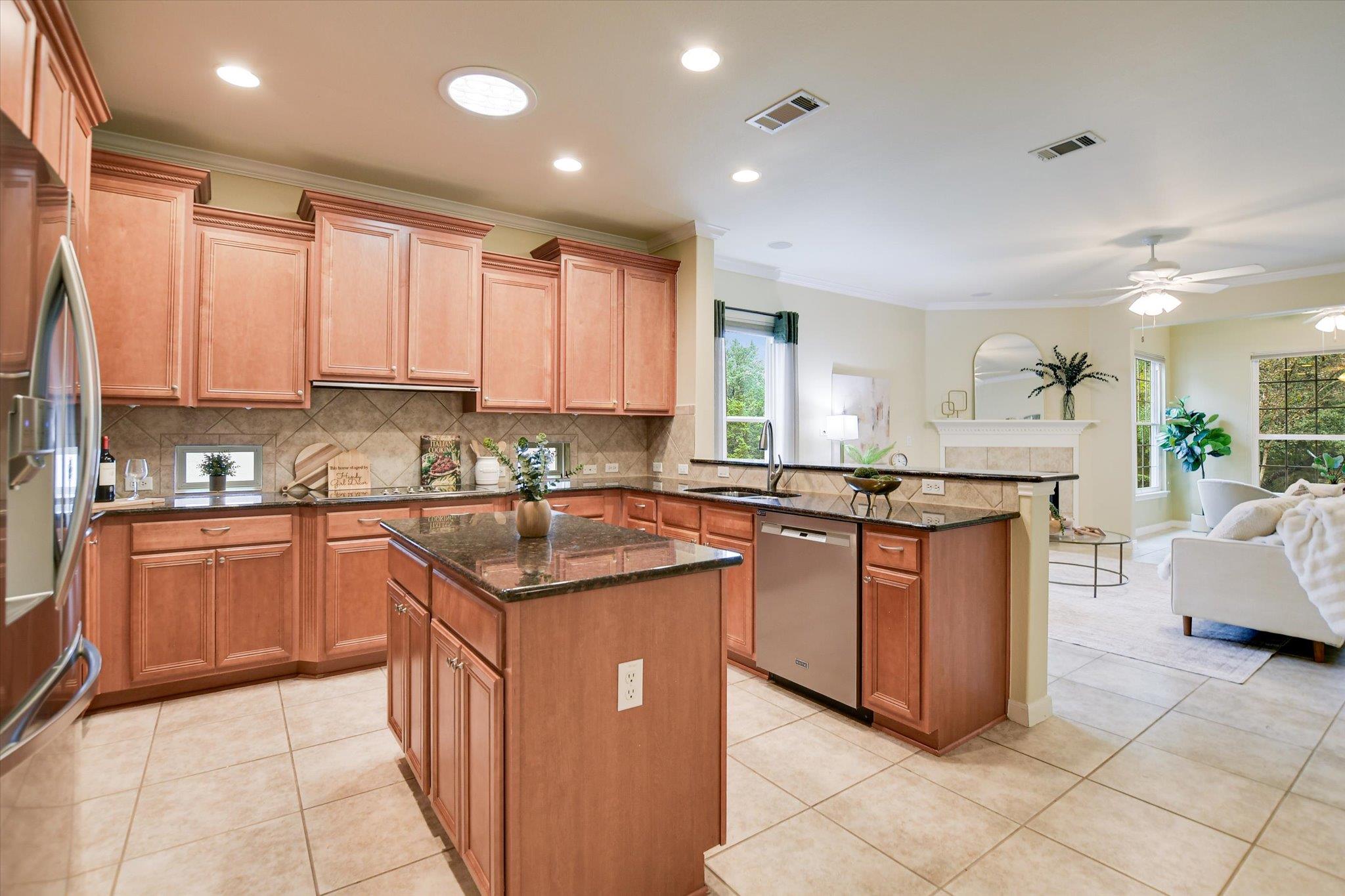 508 Lake Sommerville Trl, Georgetown, TX 78633