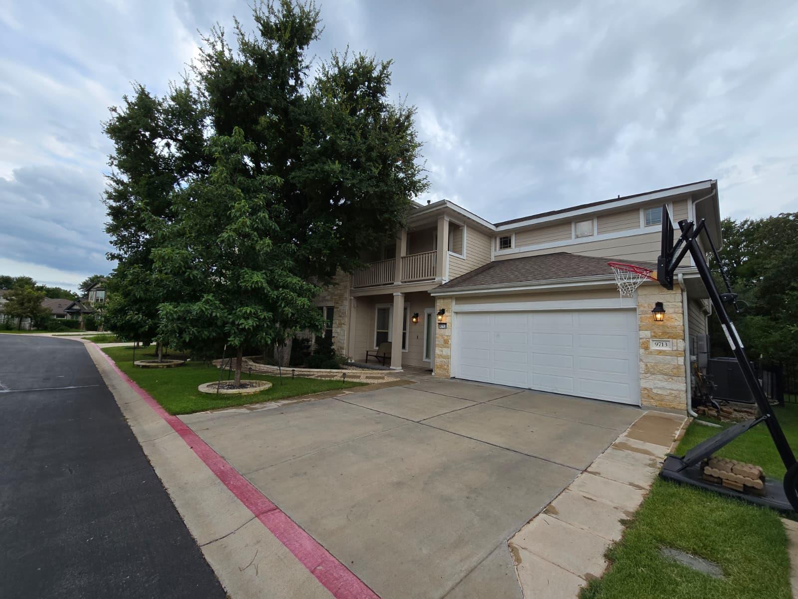 9713 McKnight Loop # 34, Austin, TX 78717