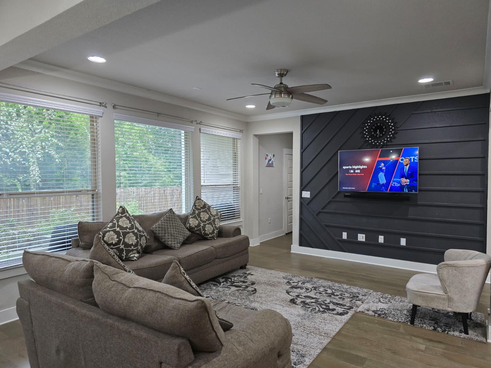 9713 McKnight Loop # 34, Austin, TX 78717