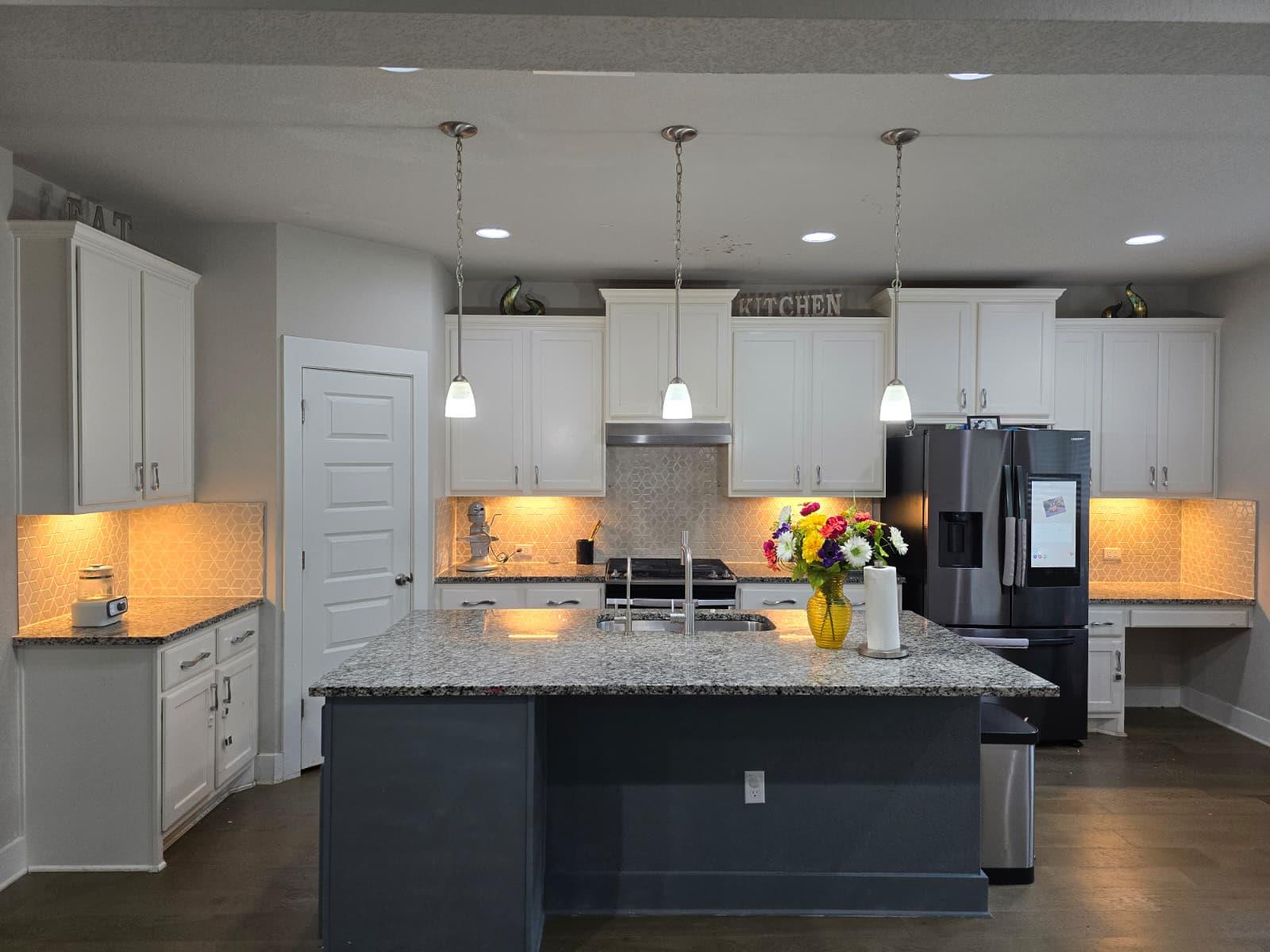 9713 McKnight Loop # 34, Austin, TX 78717