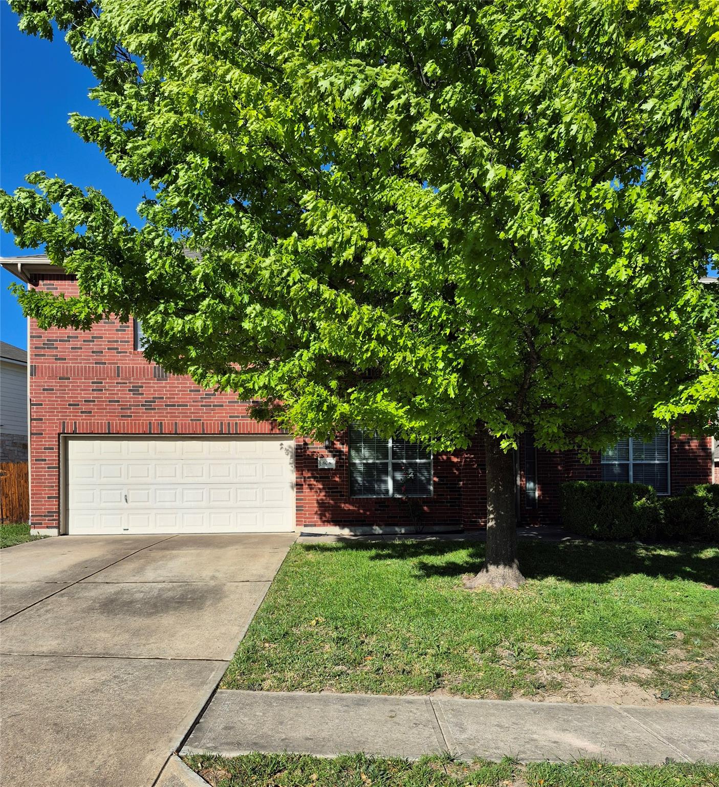 808 Busleigh Castle Way, Pflugerville, TX 78660