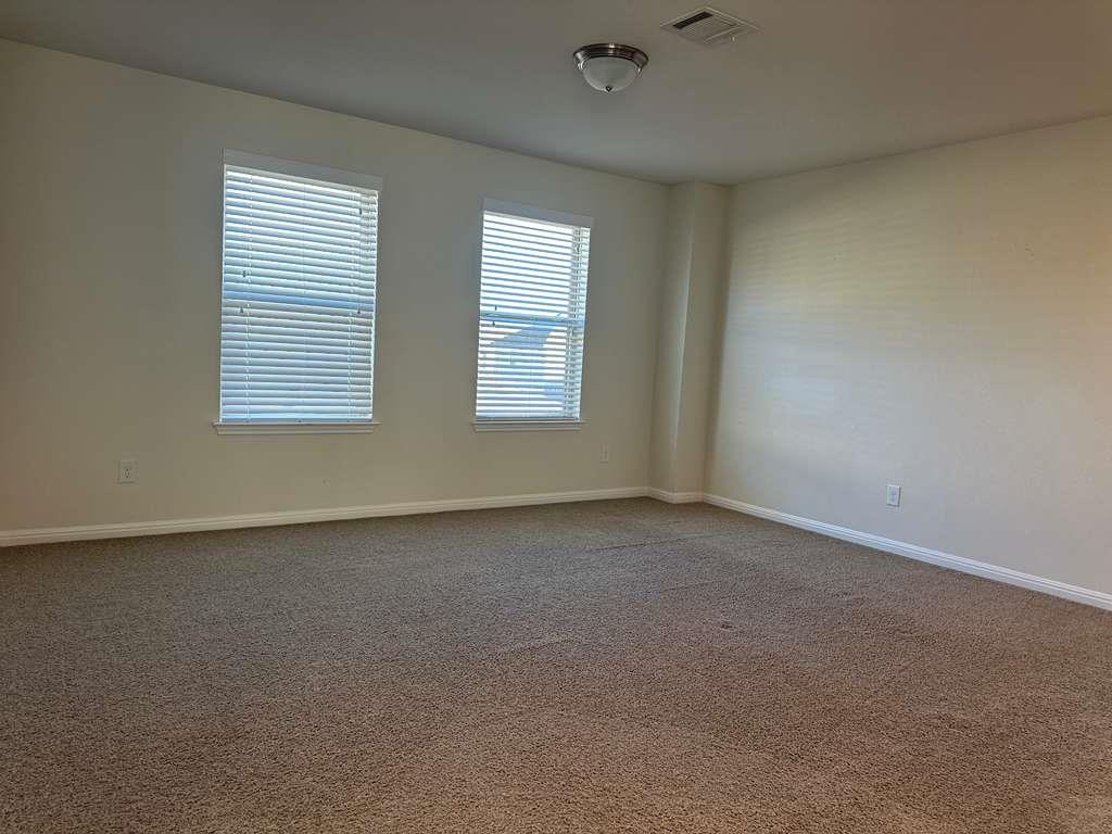 2921 Barbed Wire St, Round Rock, TX 78664