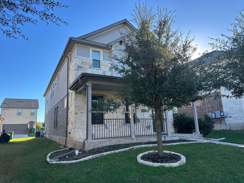 2921 Barbed Wire St, Round Rock, TX 78664