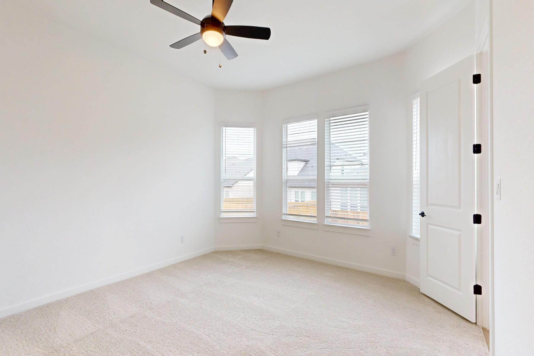 591 Darley Oaks Dr, Dripping Springs, TX 78620