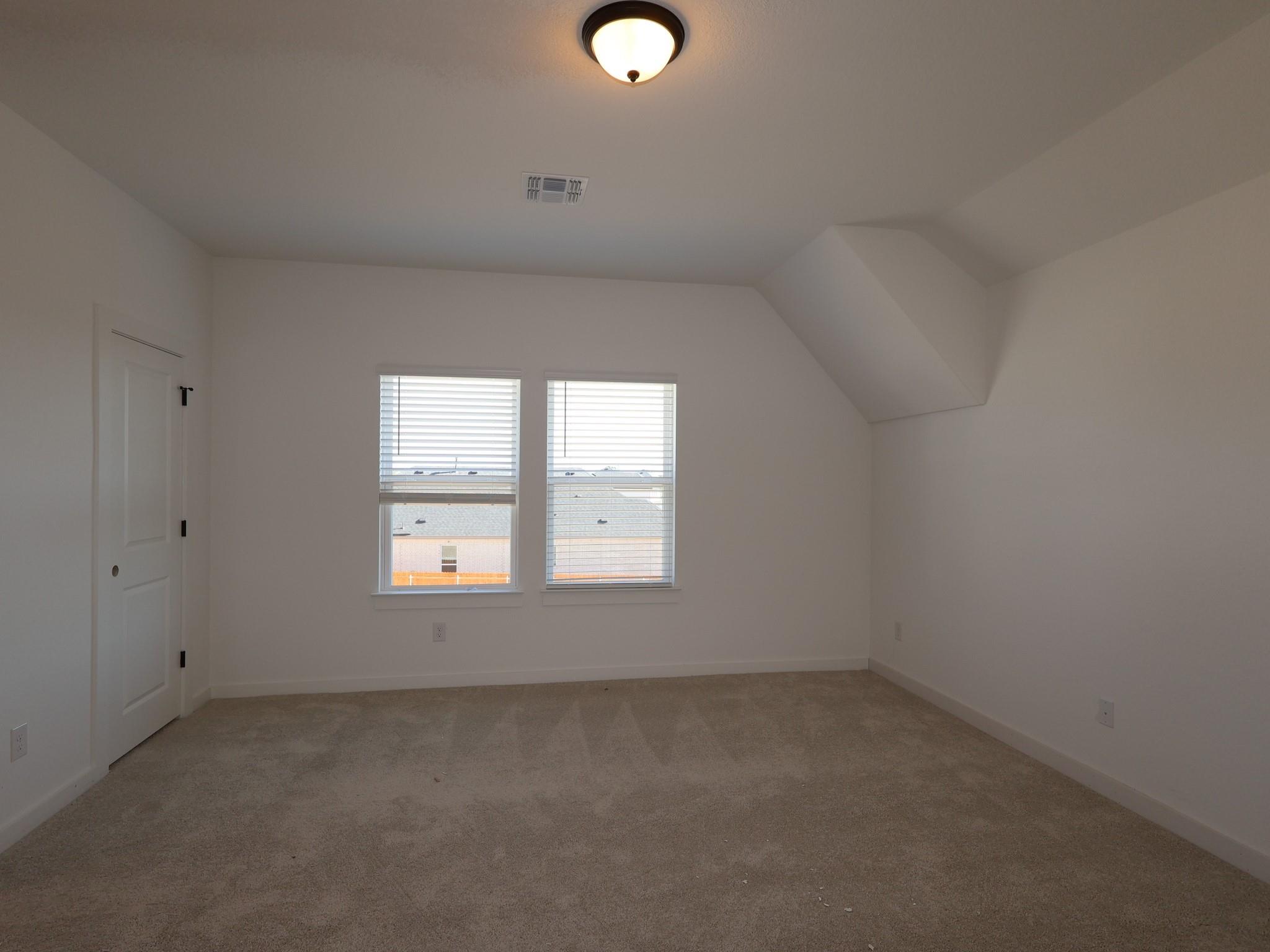 591 Darley Oaks Dr, Dripping Springs, TX 78620