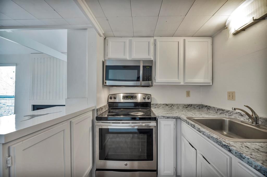 1000 W 26th St # 220, Austin, TX 78705