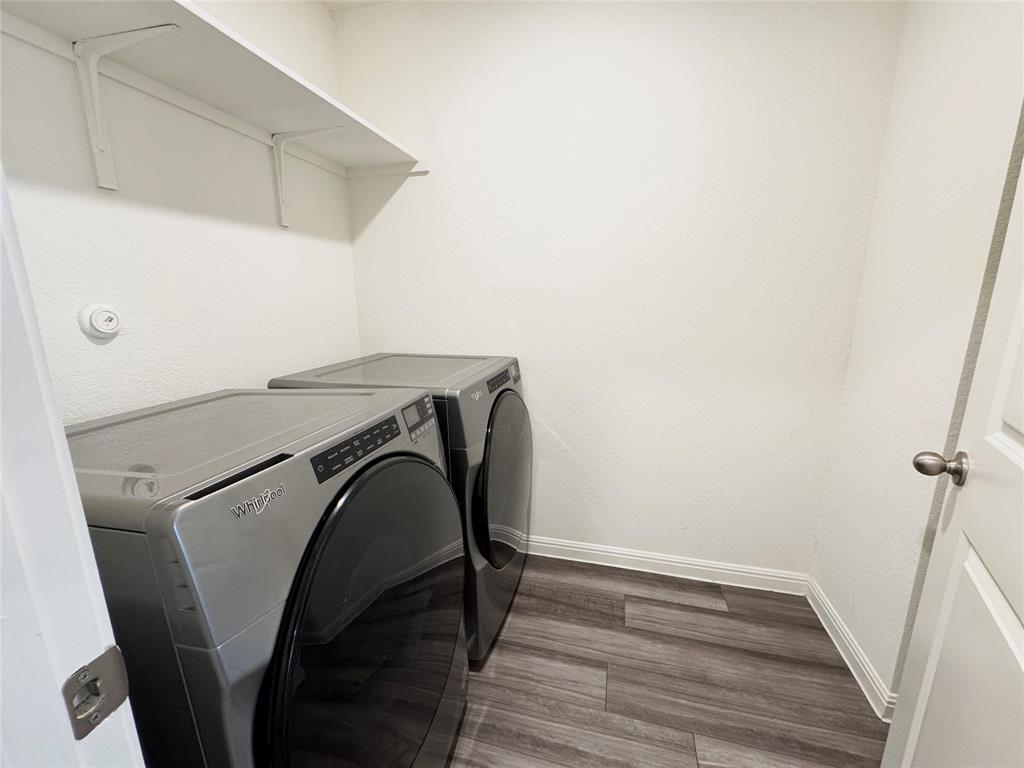 102 Gemsbok Rd, Hutto, TX 78634