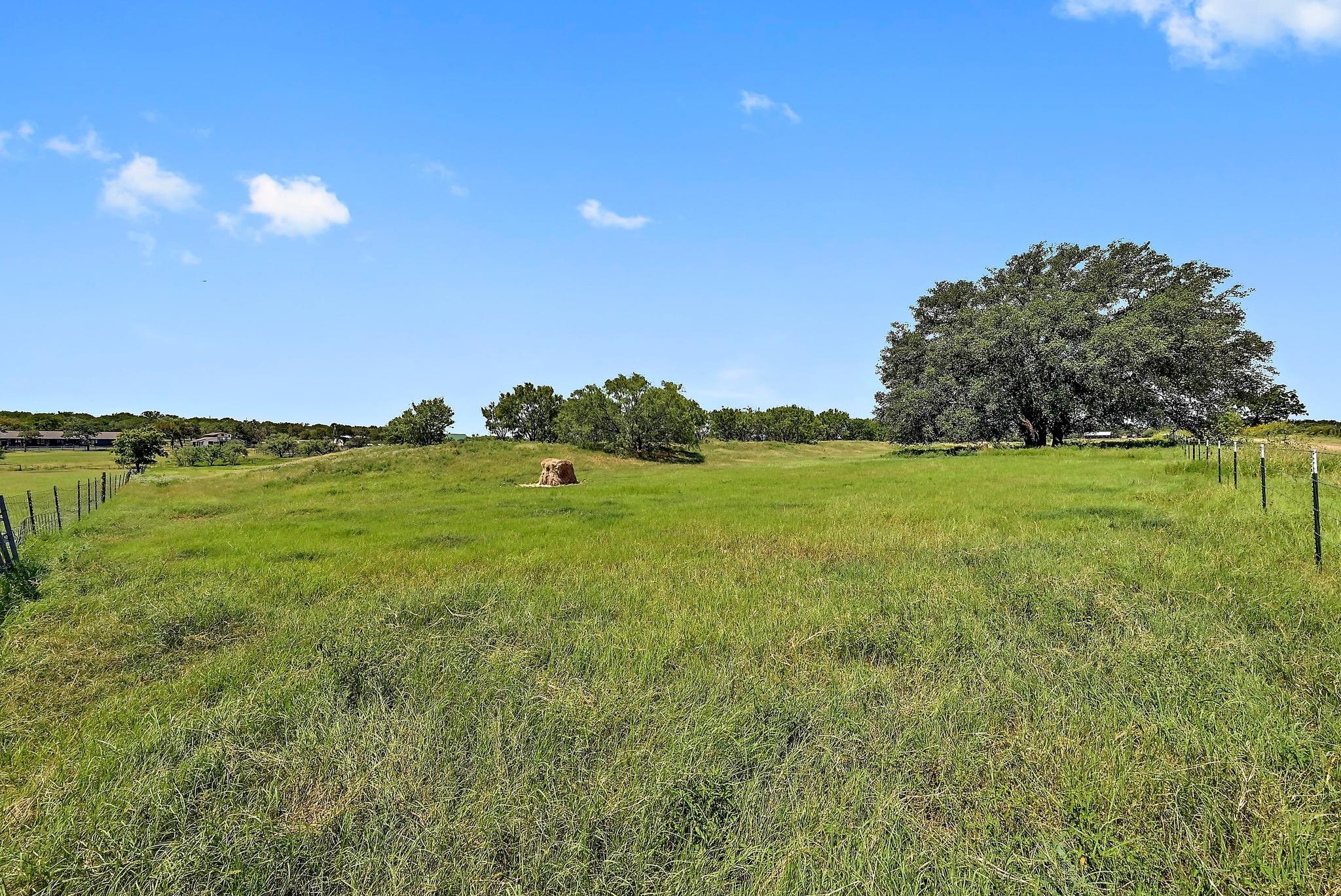 255 Skyline Dr, Marble Falls, TX 78654