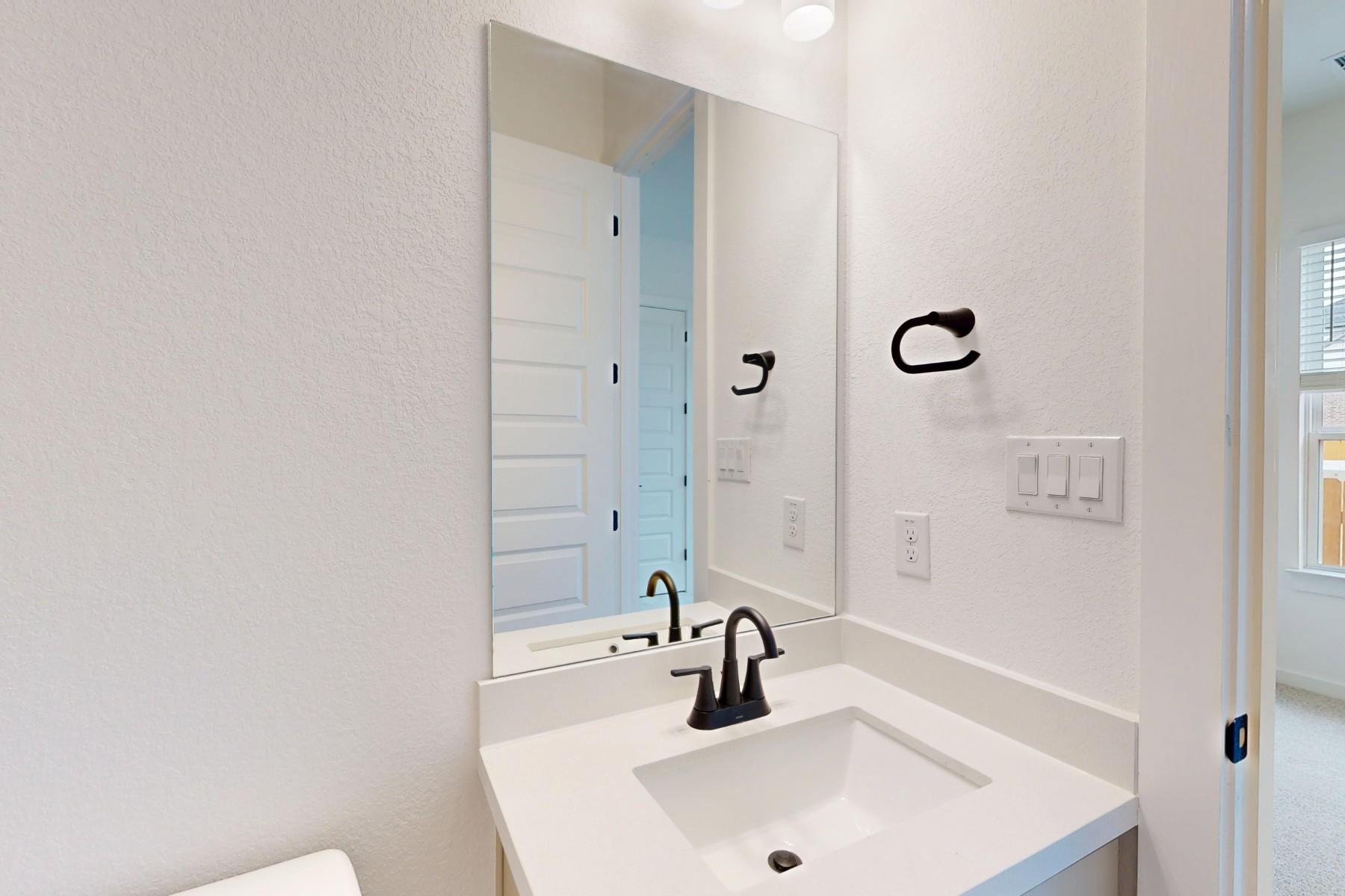 173 Bishop Wood Rd, Dripping Springs, TX 78620