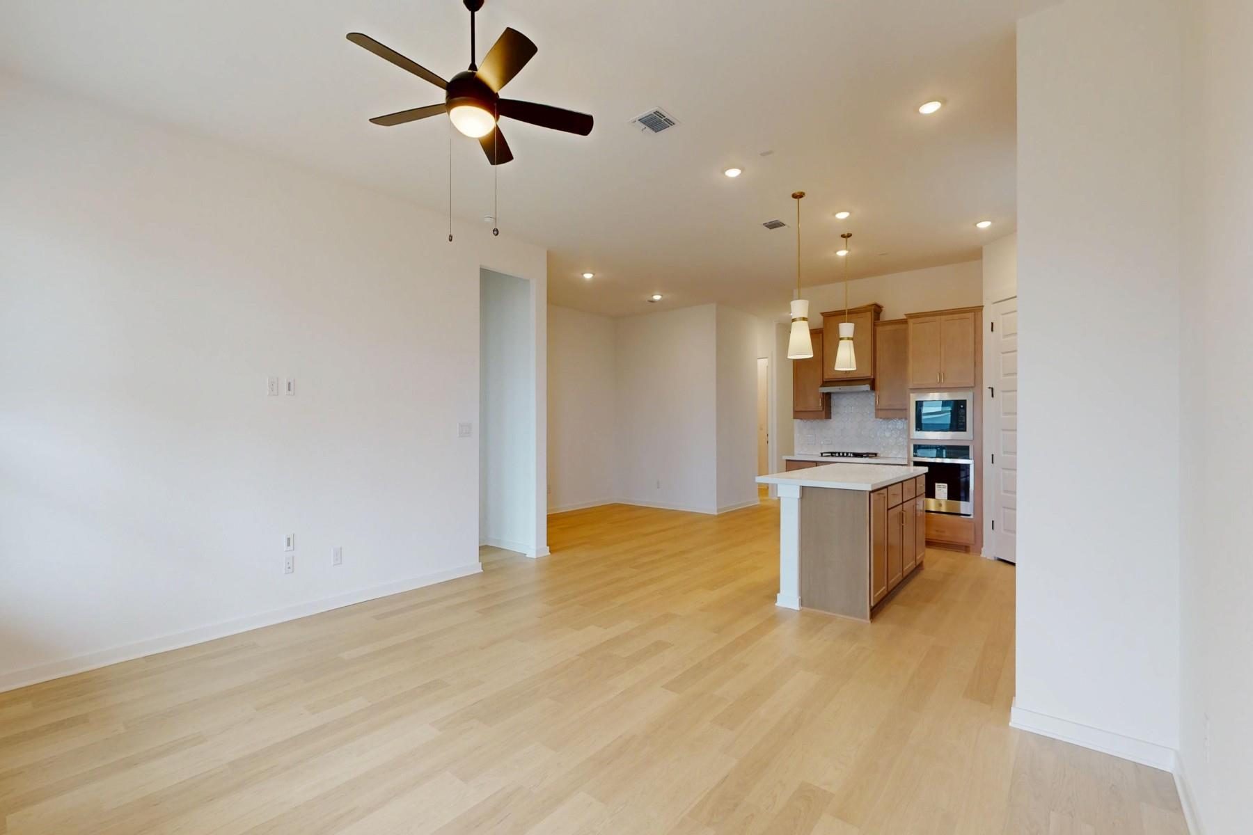 173 Bishop Wood Rd, Dripping Springs, TX 78620