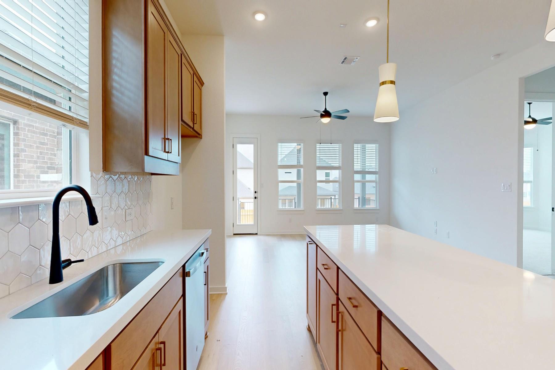 173 Bishop Wood Rd, Dripping Springs, TX 78620