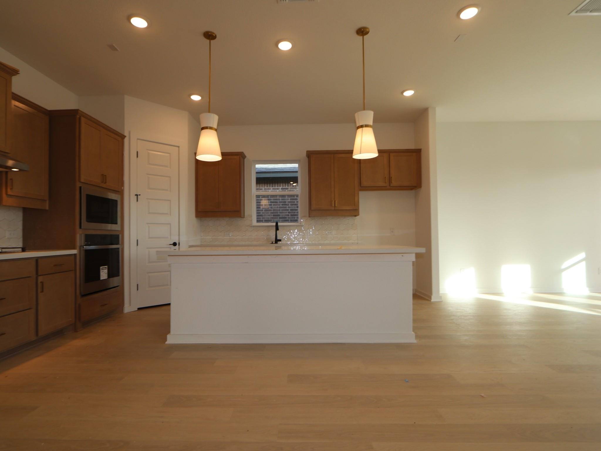 173 Bishop Wood Rd, Dripping Springs, TX 78620