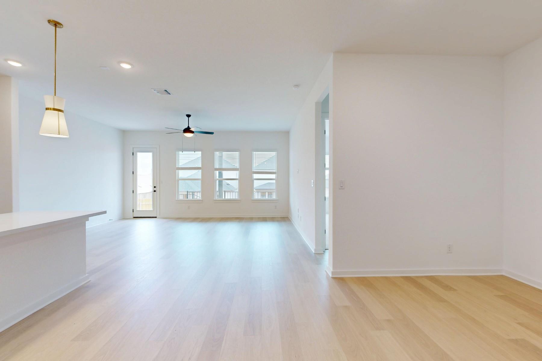 173 Bishop Wood Rd, Dripping Springs, TX 78620