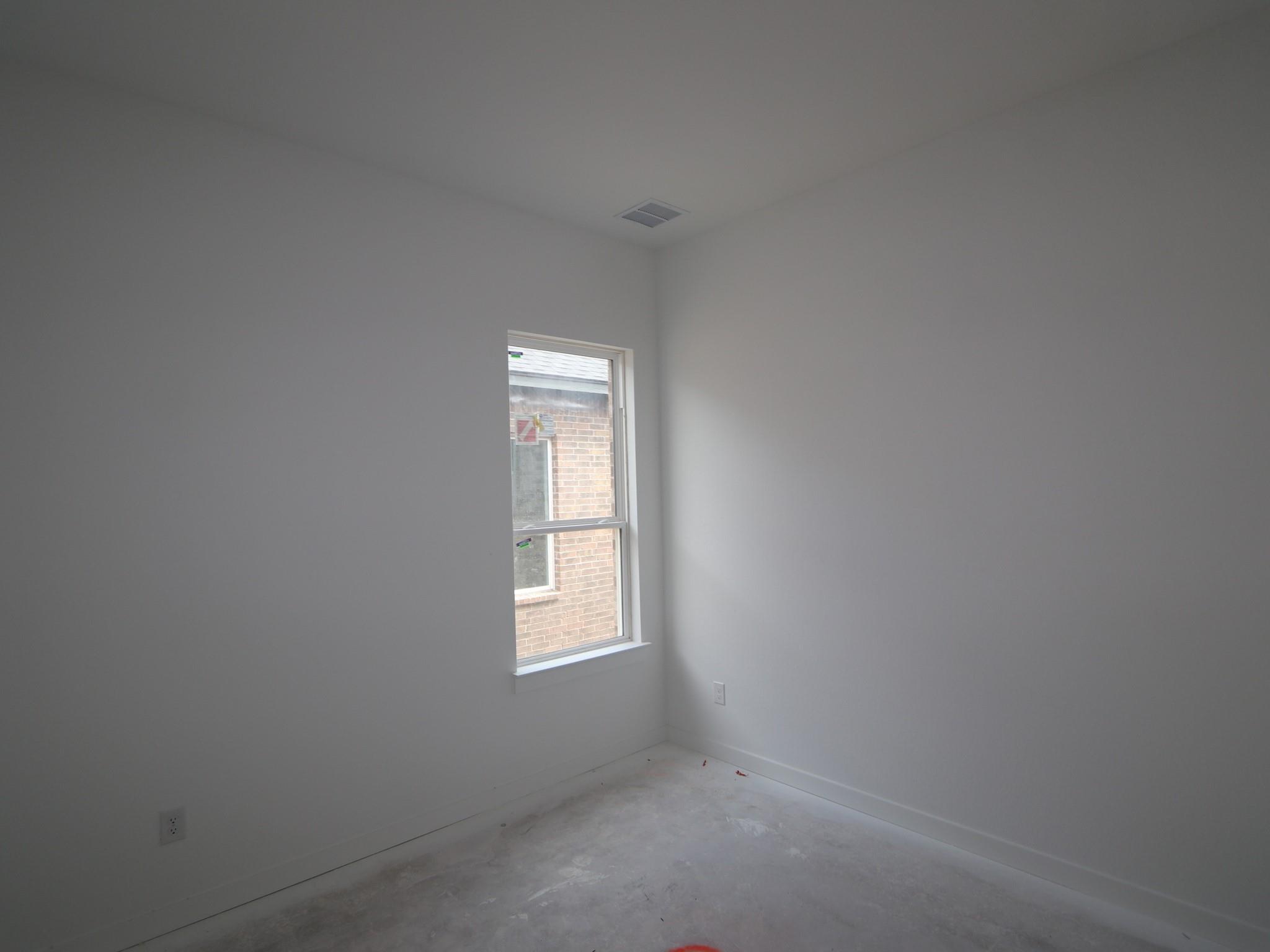 173 Bishop Wood Rd, Dripping Springs, TX 78620