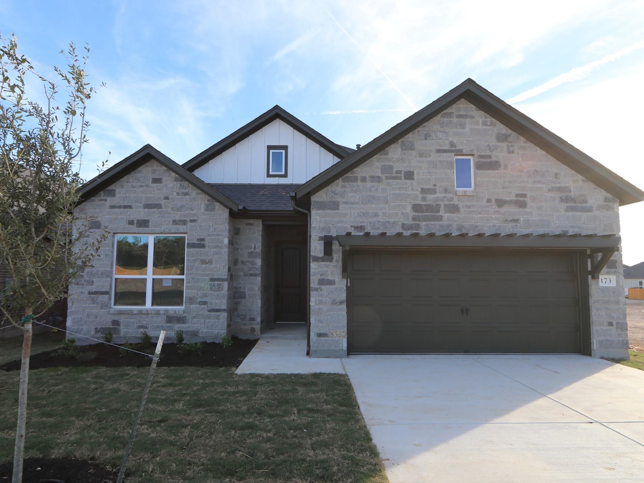 173 Bishop Wood Rd, Dripping Springs, TX 78620