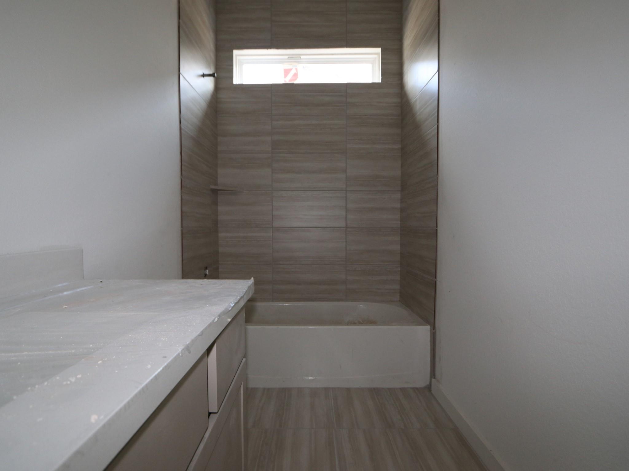 173 Bishop Wood Rd, Dripping Springs, TX 78620