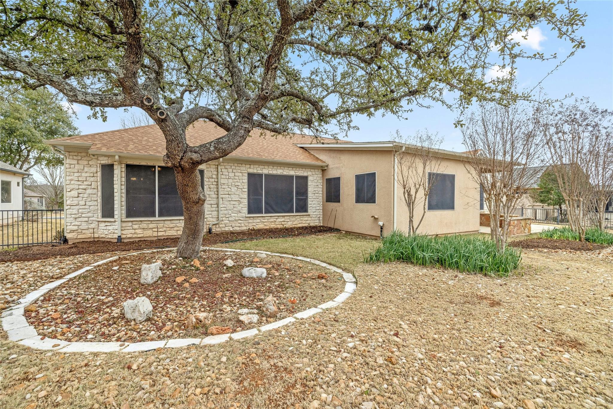 122 Durango Trl, Georgetown, TX 78633