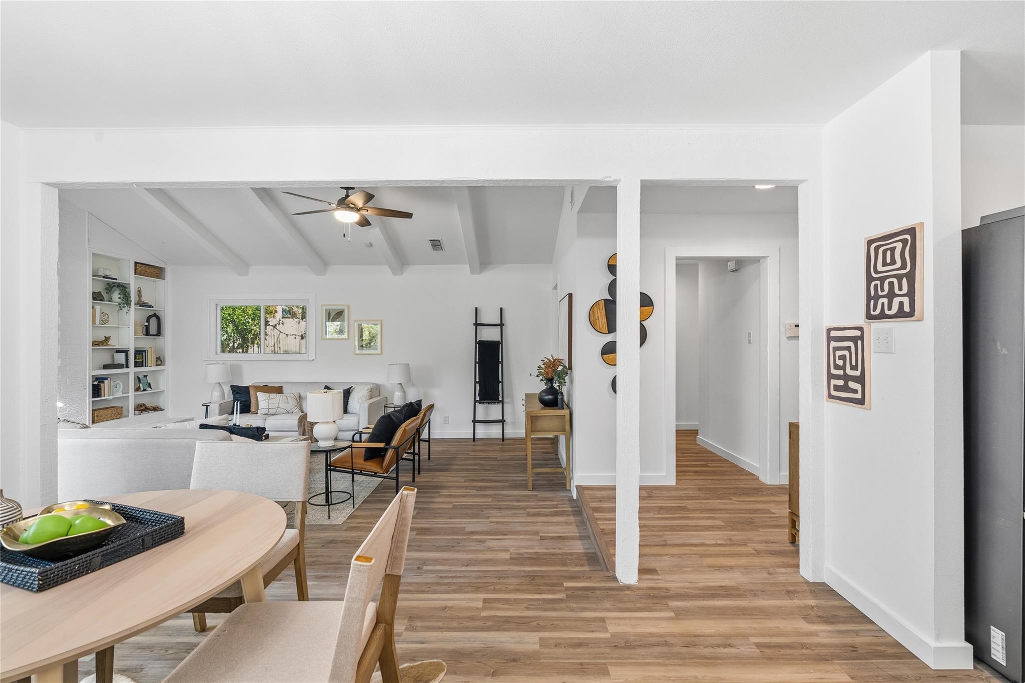 6710 Kings Pt W, Austin, TX 78723