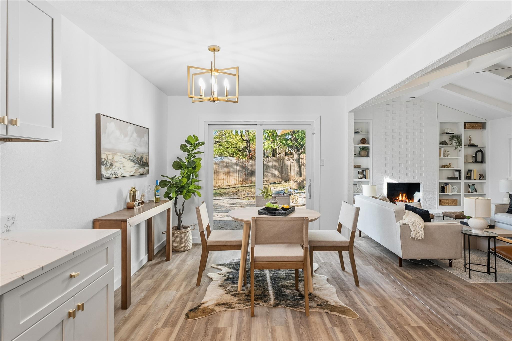 6710 Kings Pt W, Austin, TX 78723