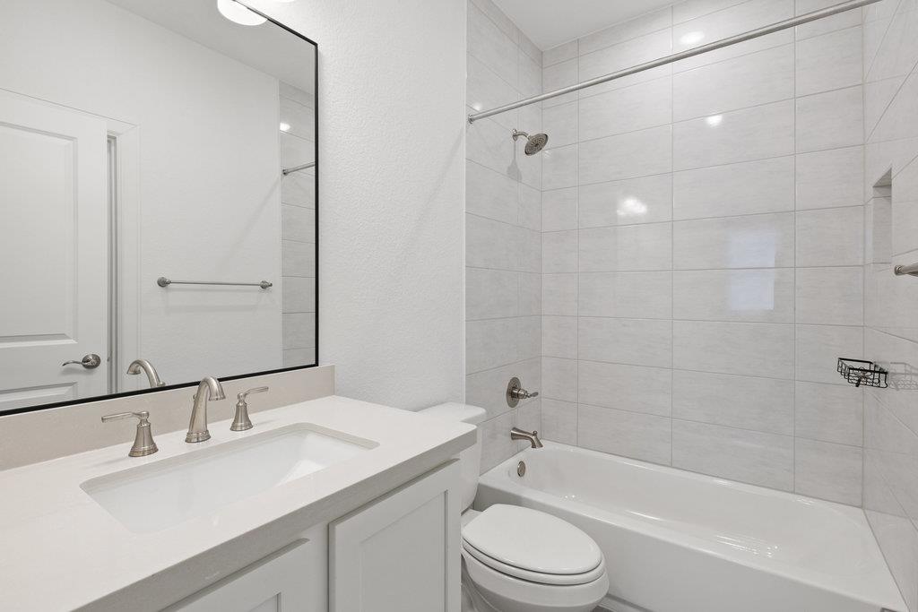 224 Abbeyville Walk, Austin, TX 78738