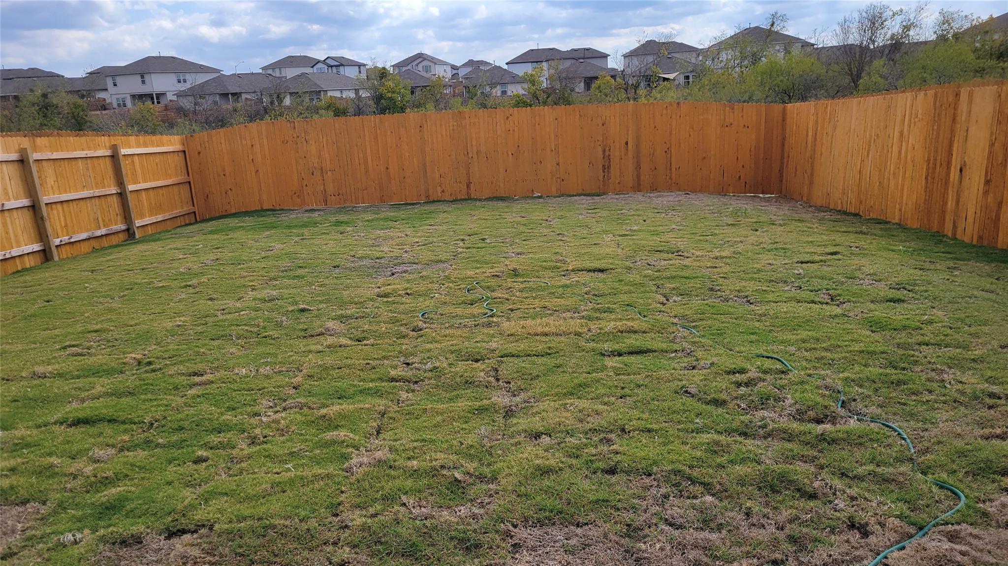 156 Bull Lake Cir, Buda, TX 78610