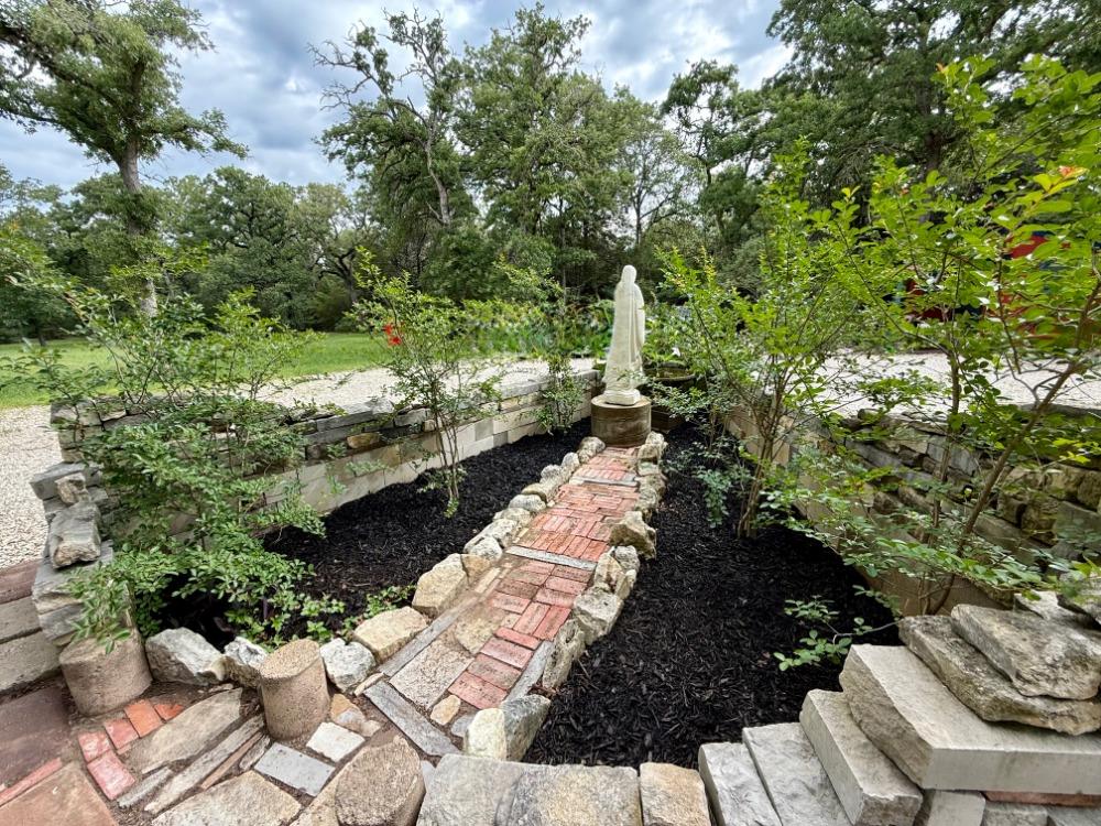 1411 County Road B, Lexington, TX 78947