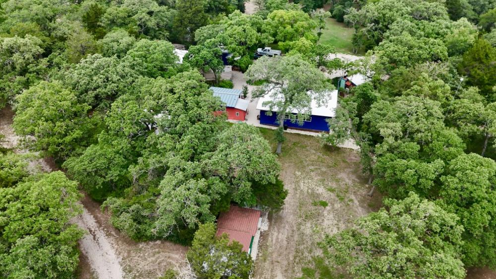 1411 County Road B, Lexington, TX 78947