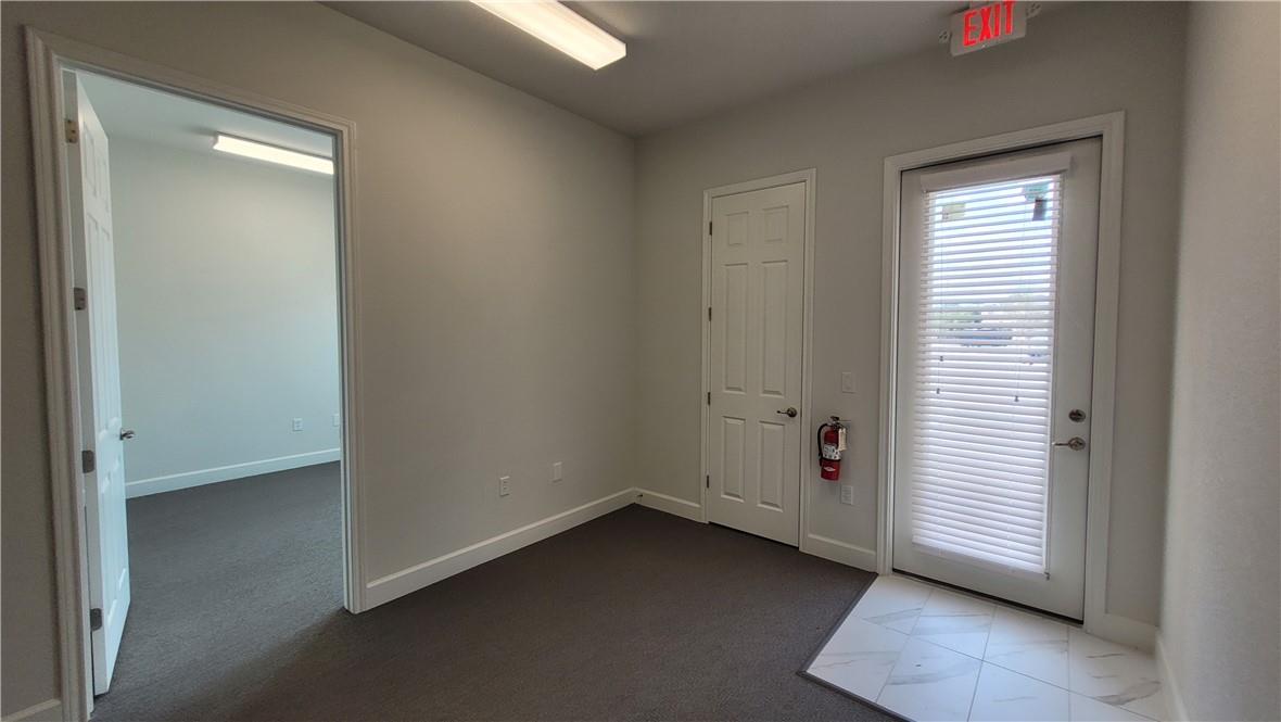 1000 Gattis School Rd # 420, Round Rock, TX 78664