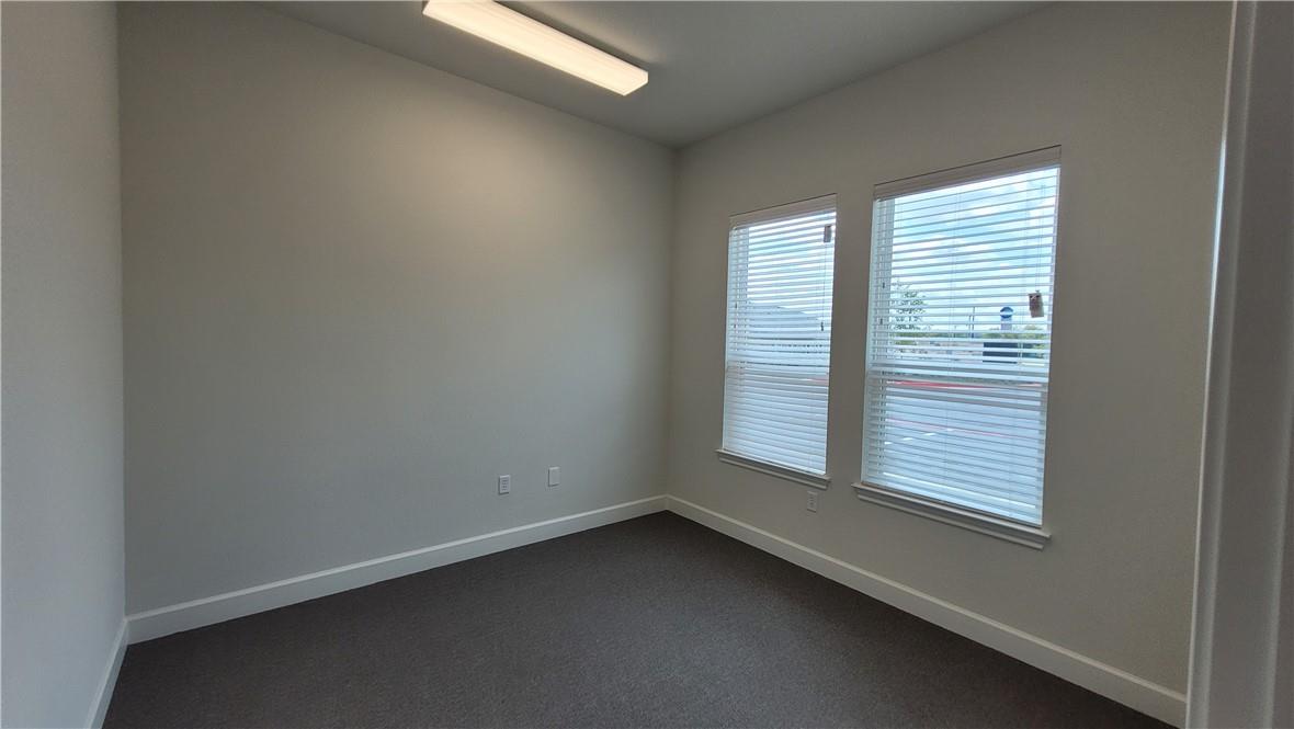 1000 Gattis School Rd # 420, Round Rock, TX 78664