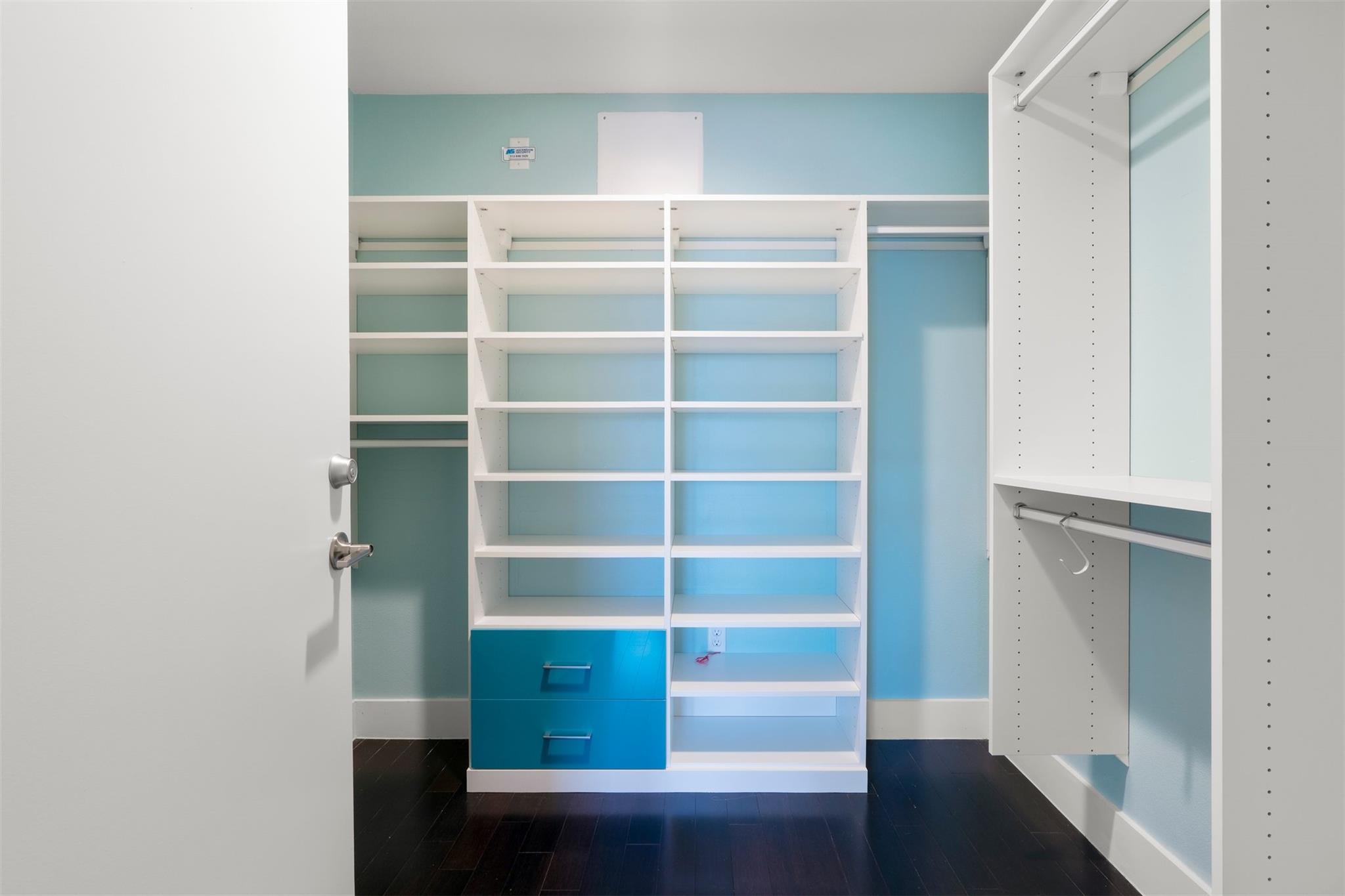 2612 W 12th St # 303, Austin, TX 78703