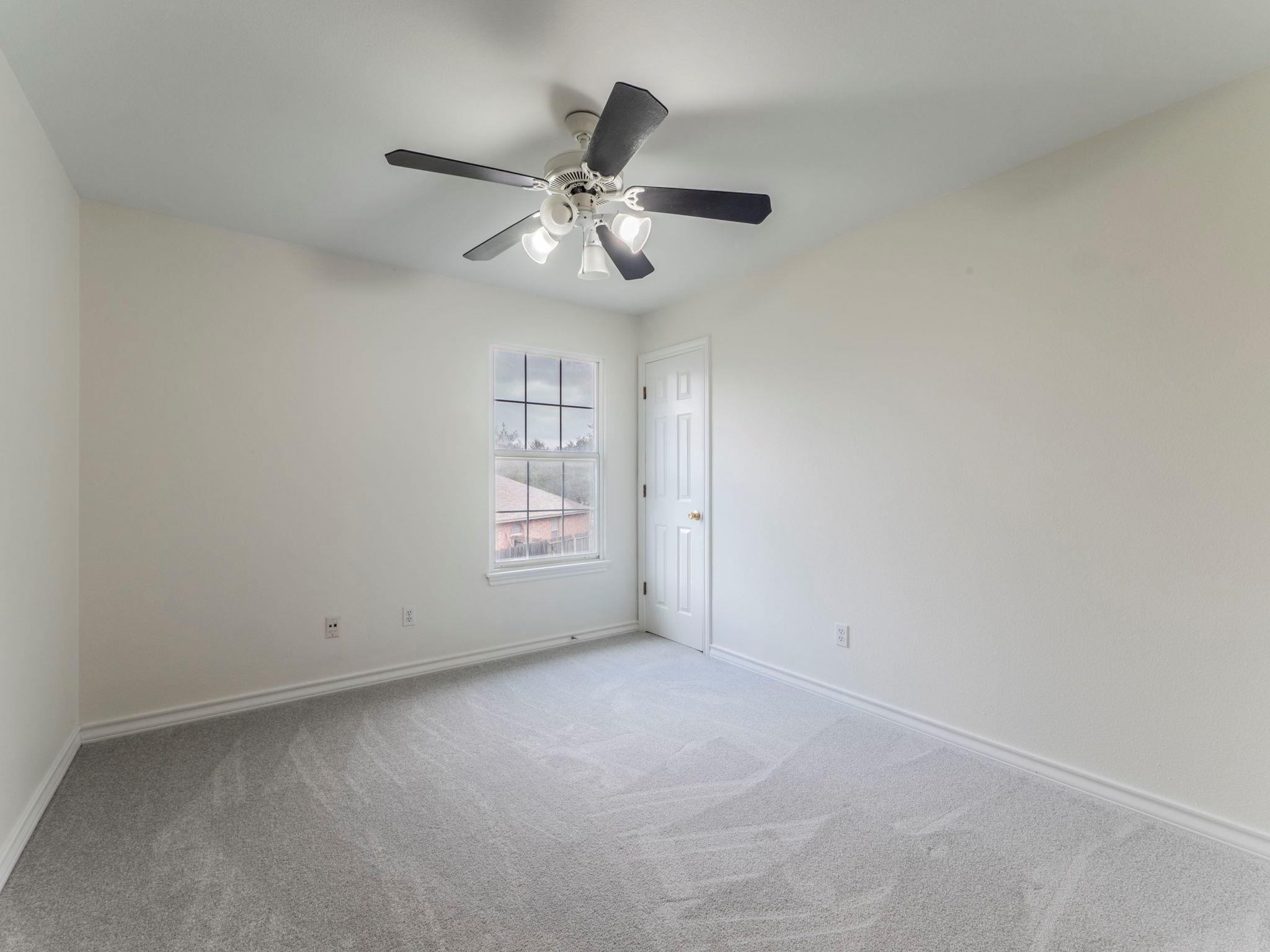 1102 W Park St, Cedar Park, TX 78613