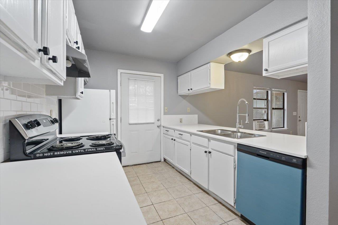 23393 Nameless Rd # 156, Leander, TX 78641