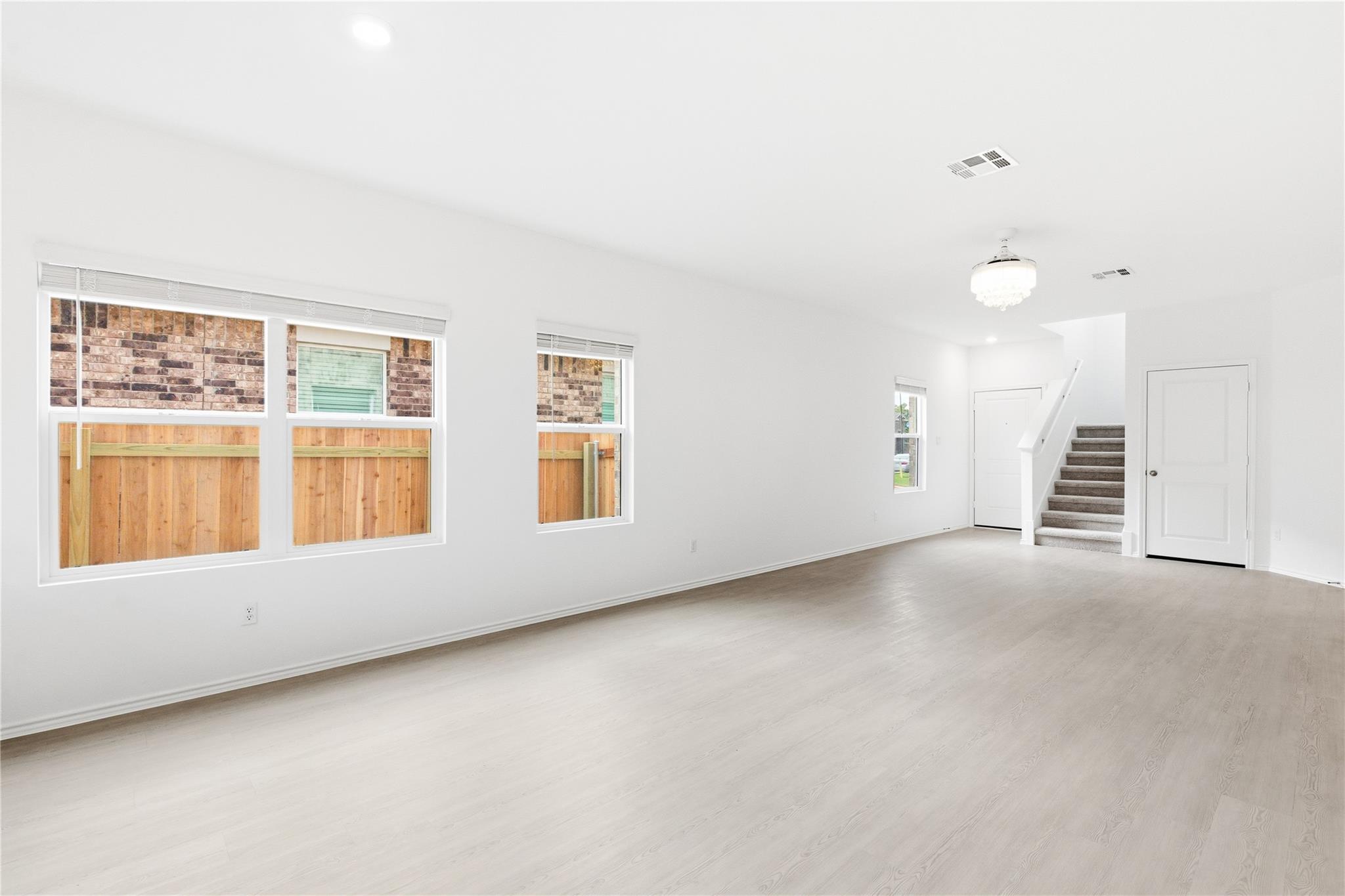 1404 Roaming Oak Bnd, Georgetown, TX 78628