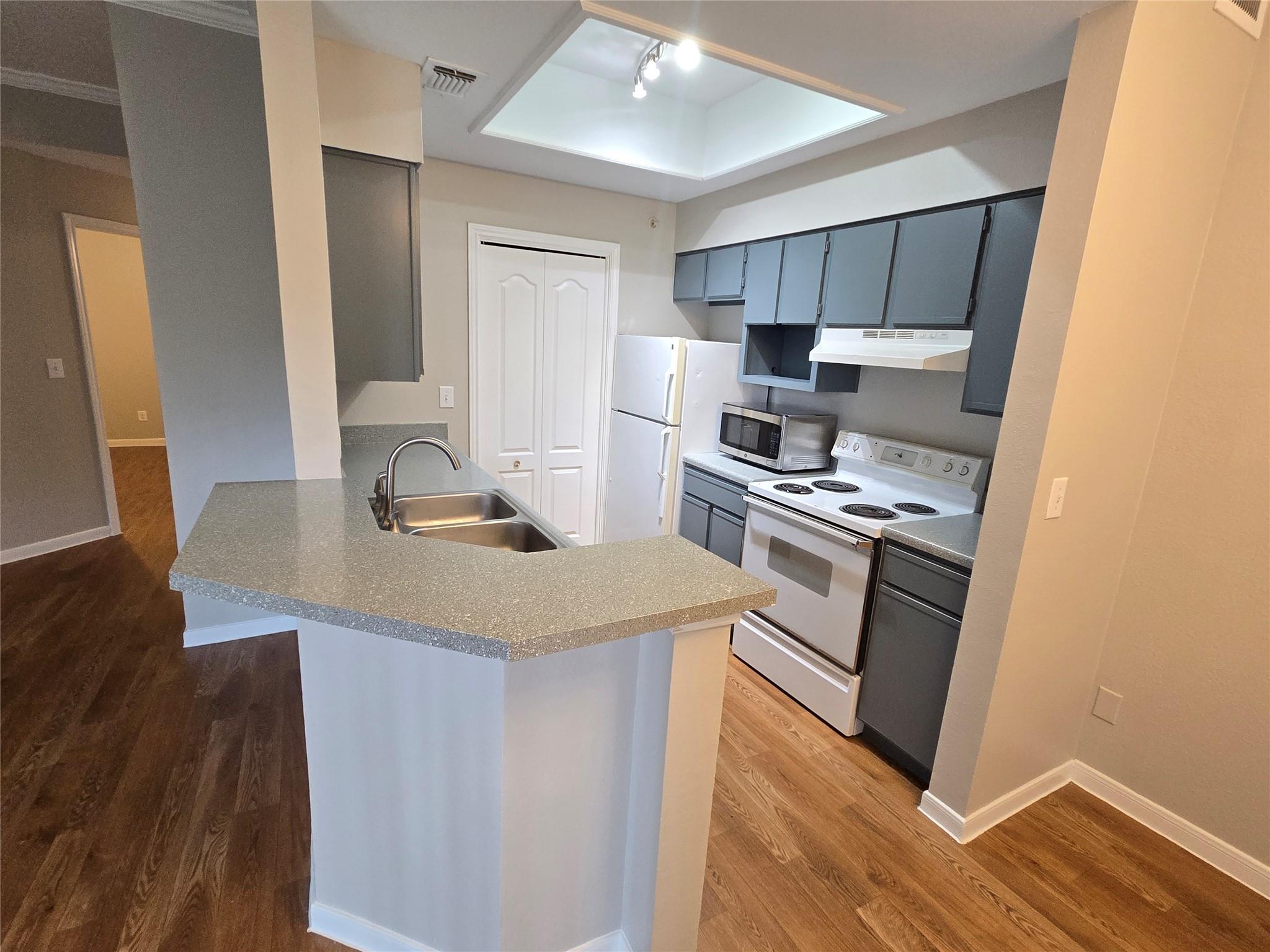 6000 Shepherd Mountain Cv # 408, Austin, TX 78730